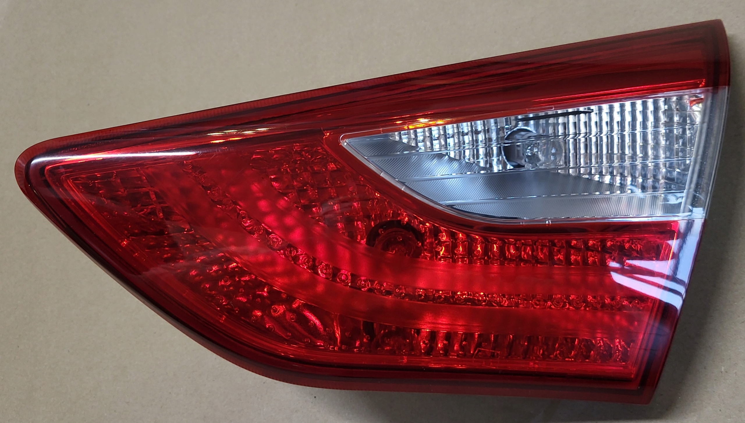 light right rear Z bonnet boot HYUNDAI i30 II HB OE EU