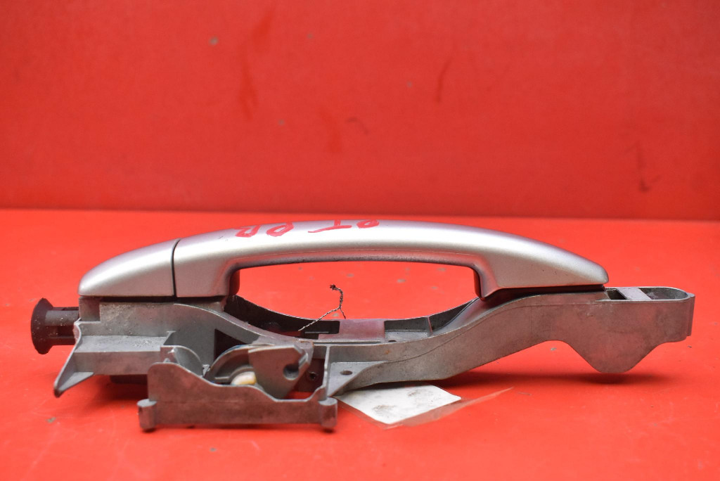 handle right rear part rear EZR 9680503580 CITROEN BERLINGO 2 II 08-12