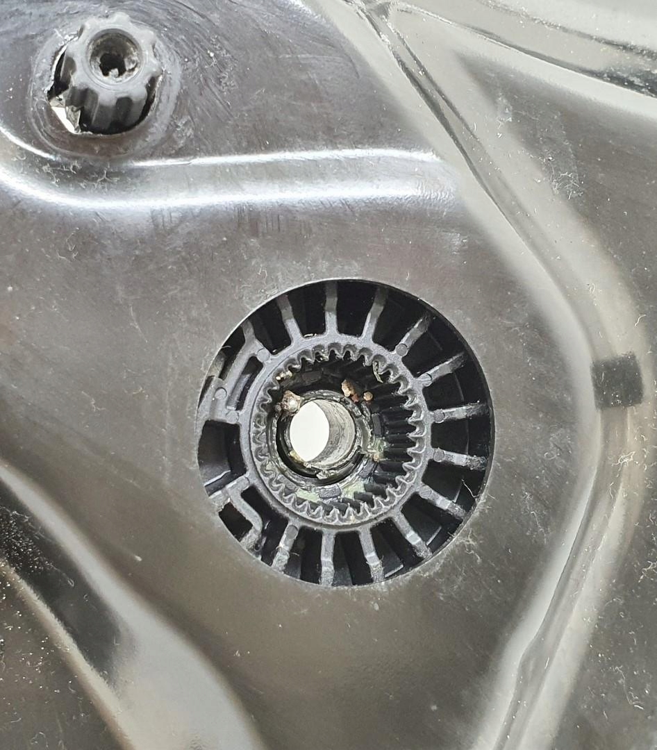 MECHANIZM PODNOŚNIK SZYBY LEWY PRZÓD MERCEDES ACTROS MP4 Producent części Mercedes-Benz OE