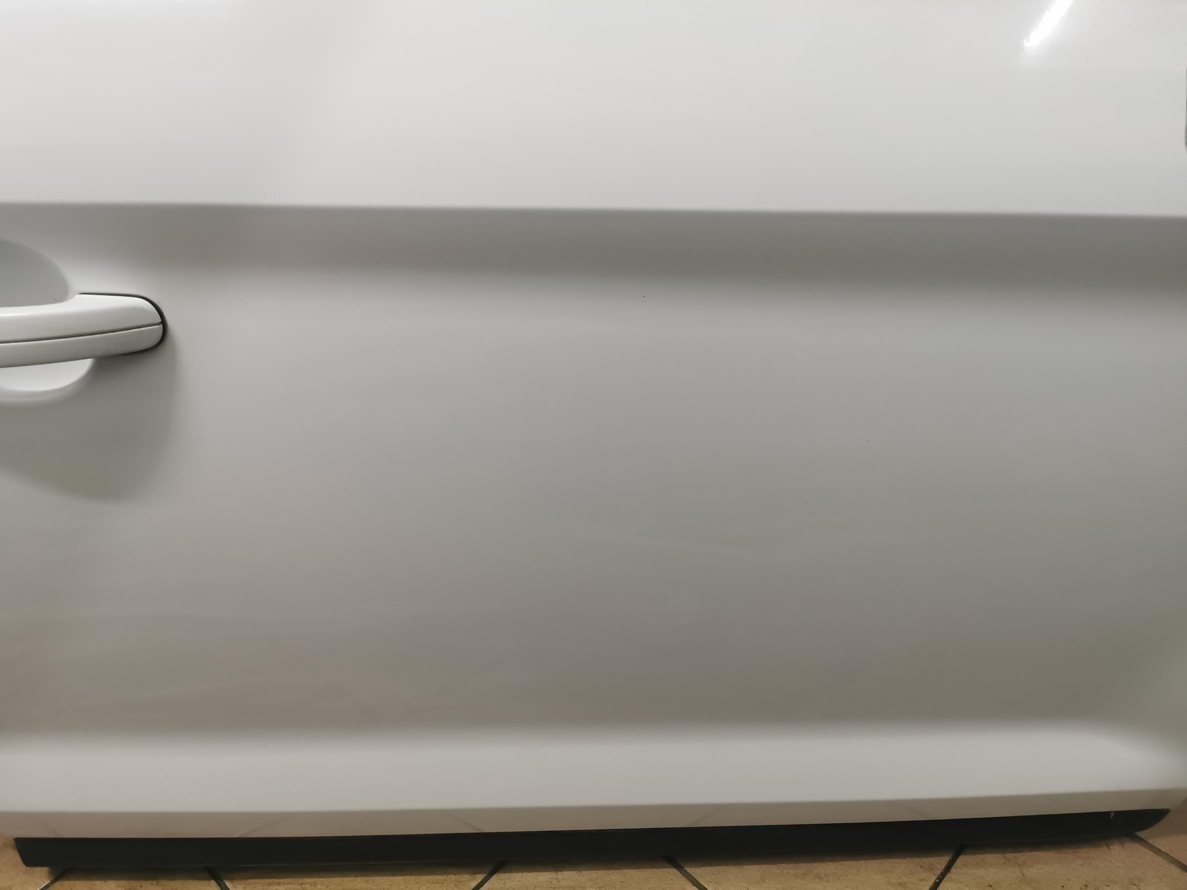 door right front FORD KUGA MK1 LIFT FROZEN WHITE
