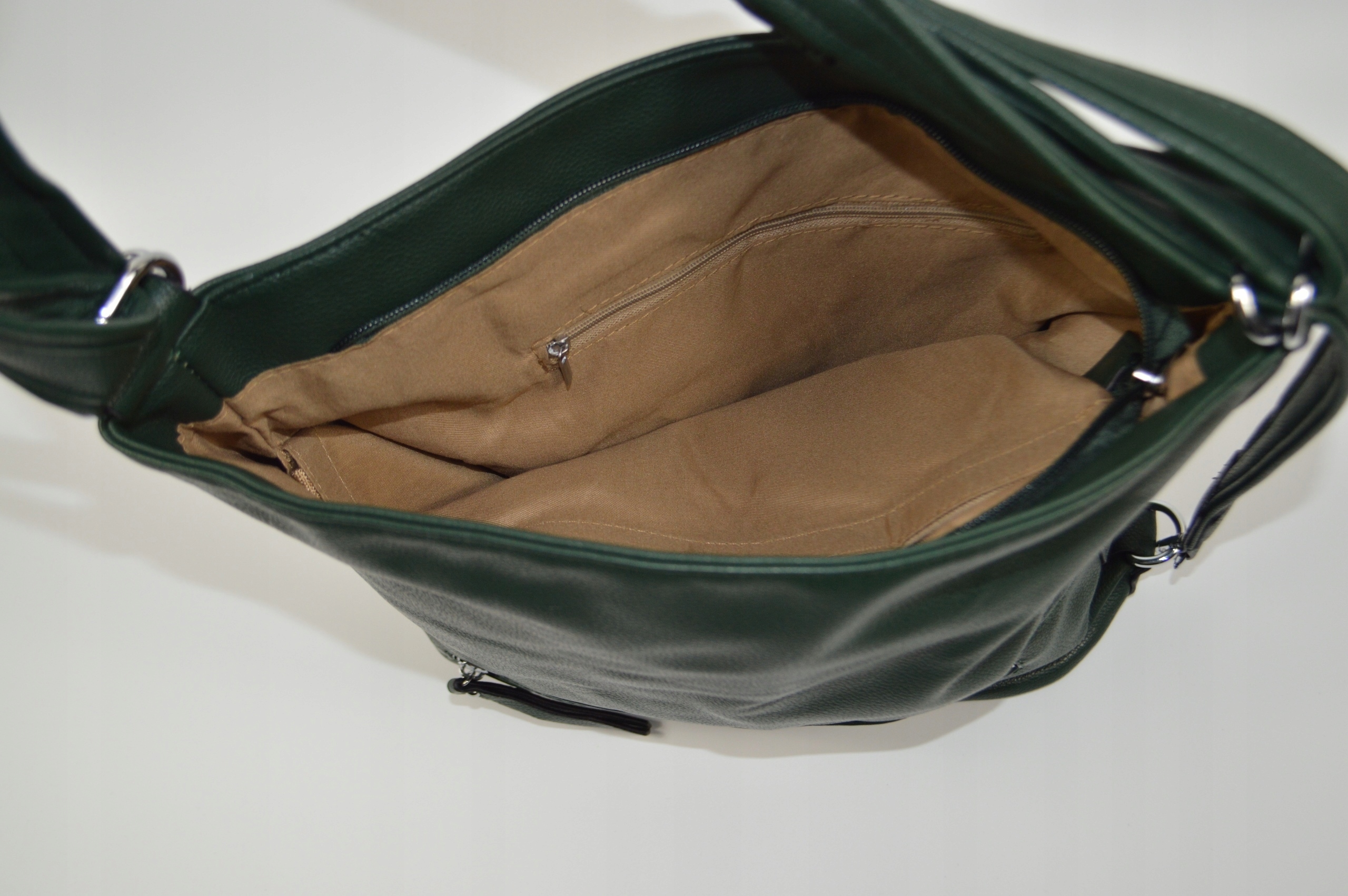 DUŻA POJEMNA TOREBKA DAMSKA LISTONOSZKA WOREK TORBO-PLECAK Płeć kobieta