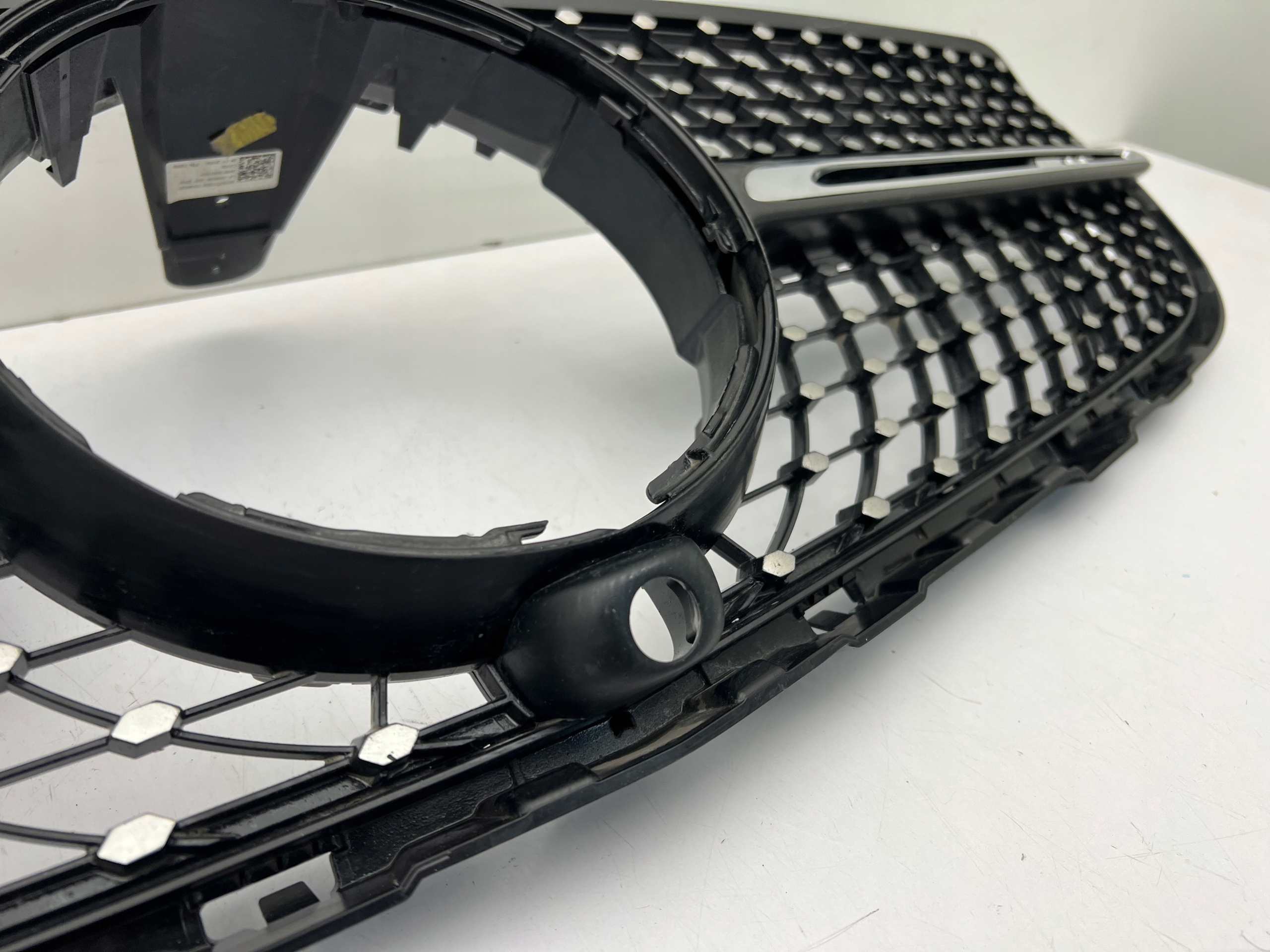 MERCEDES GLC W253 X253 AMG LIFT ATRAPA GRILL CHROM ZDERZAKA PRZEDNIEGO N Typ samochodu Samochody osobowe