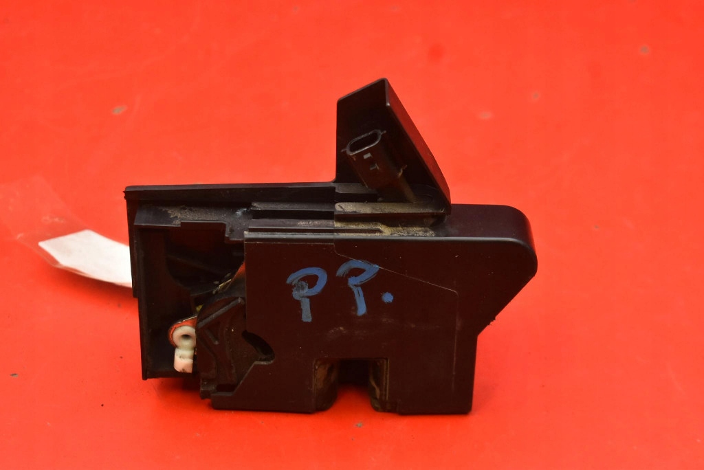 lock door right front front EU DACIA SANDERO 2 II 13-16