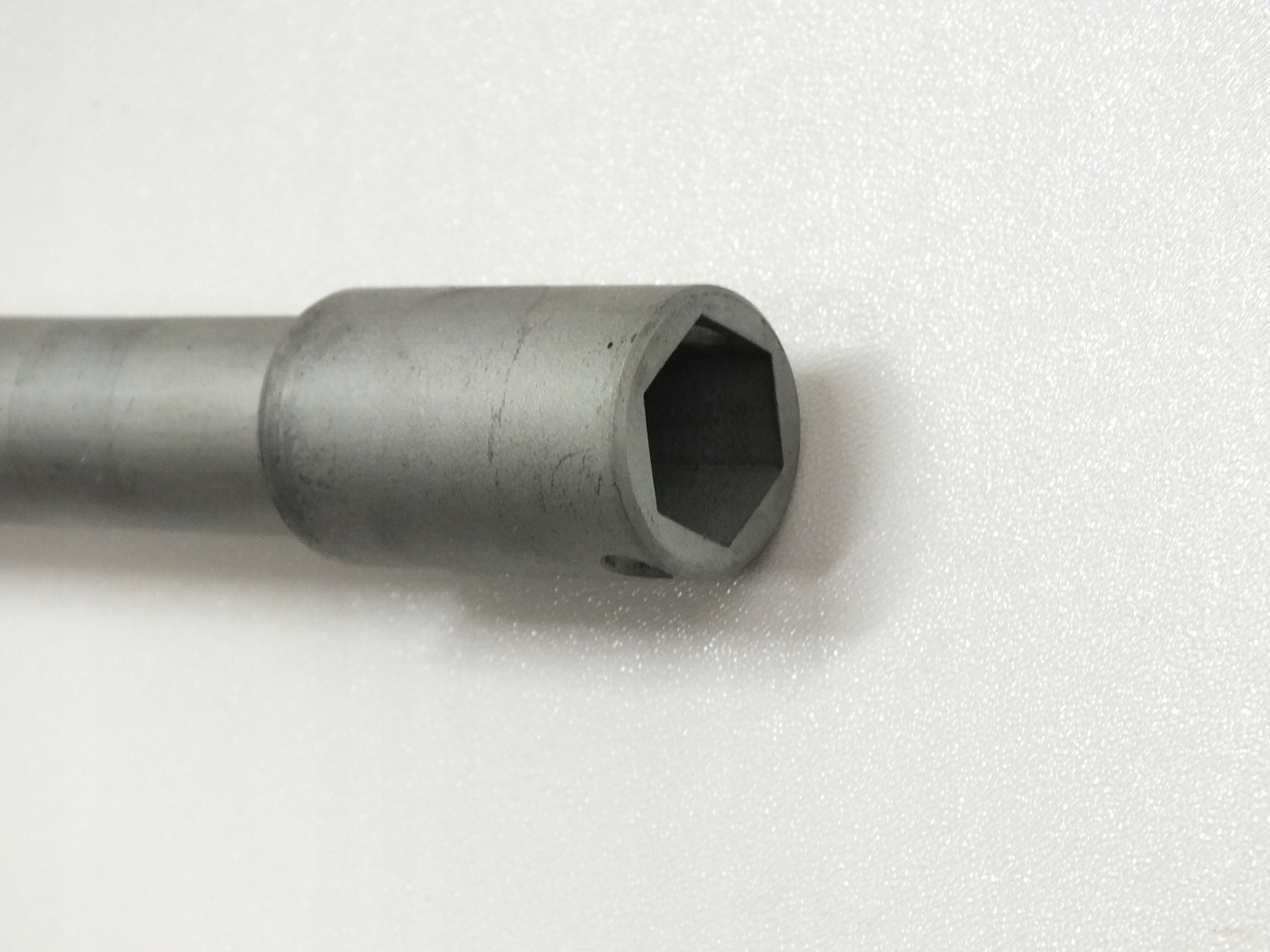 OŚ OŚKA PRZÓD HONDA CBR 650 F R 19-21 Producent Honda OE