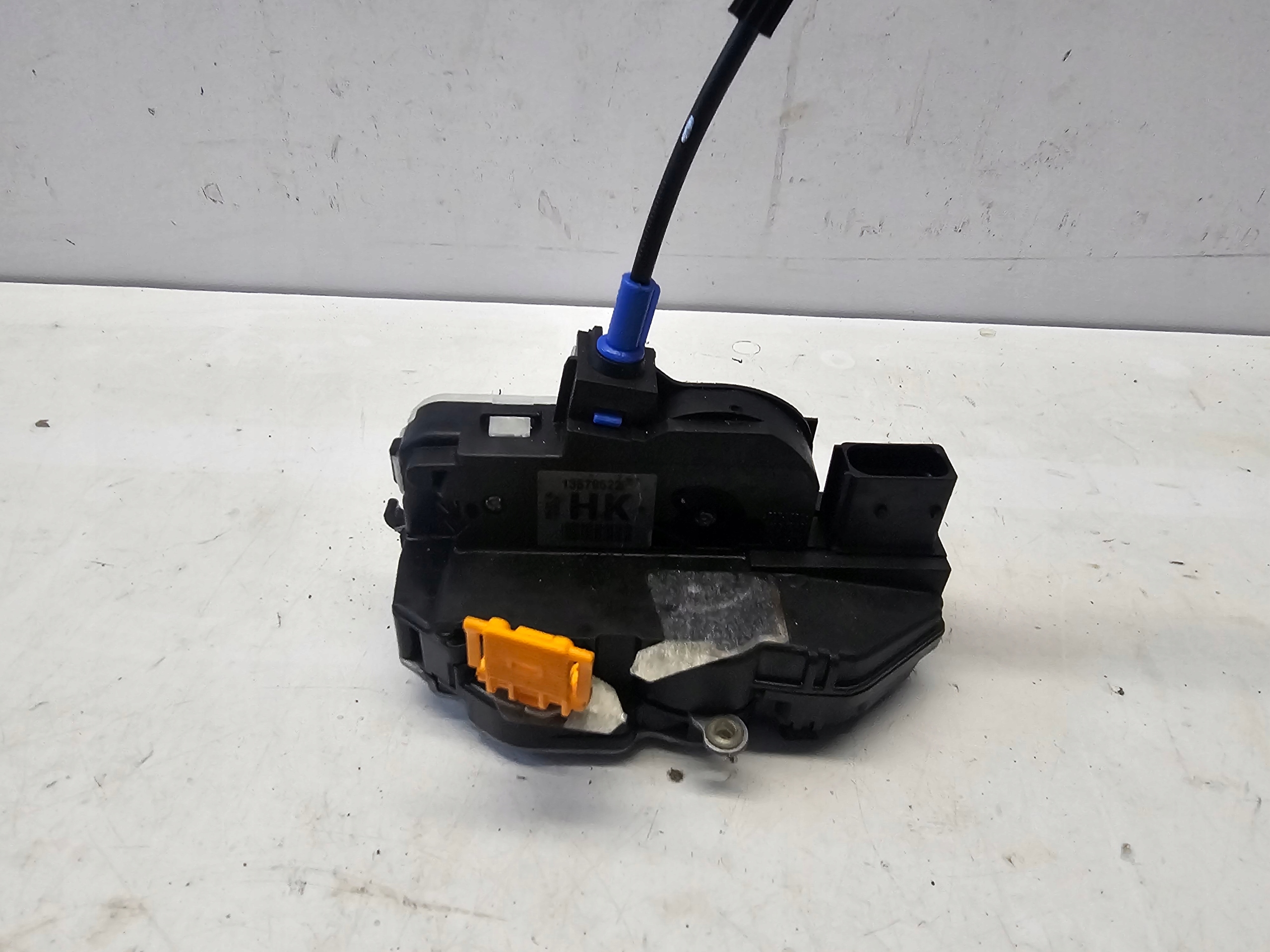 OPEL MOKKA X lock door left front front EUROPA HK 5 PIN