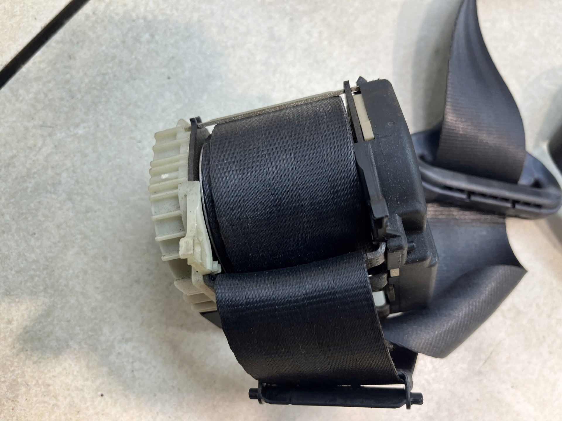 tension belt BEPIECZENSTWA right front CITROEN C2 1.4