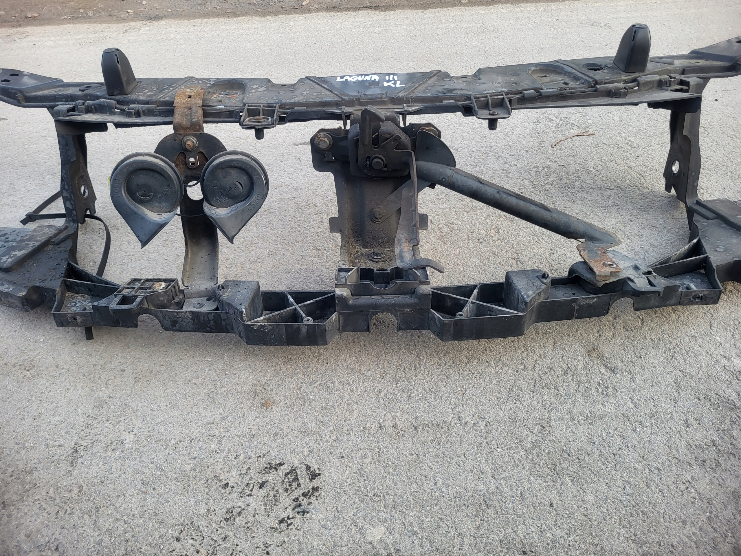support panel for radiators wall support RENAULT LAGUNA III
