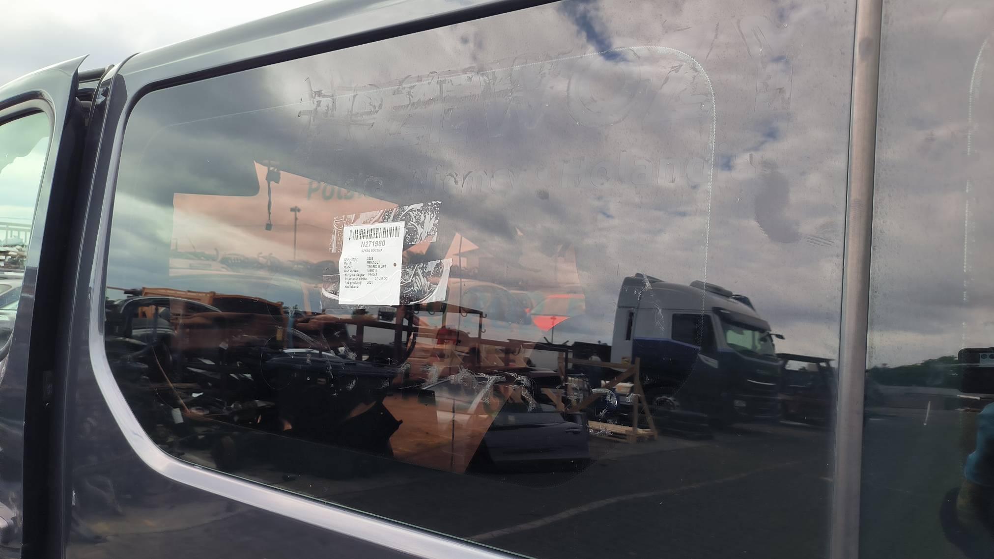 window side RENAULT TRAFIC III LIFT