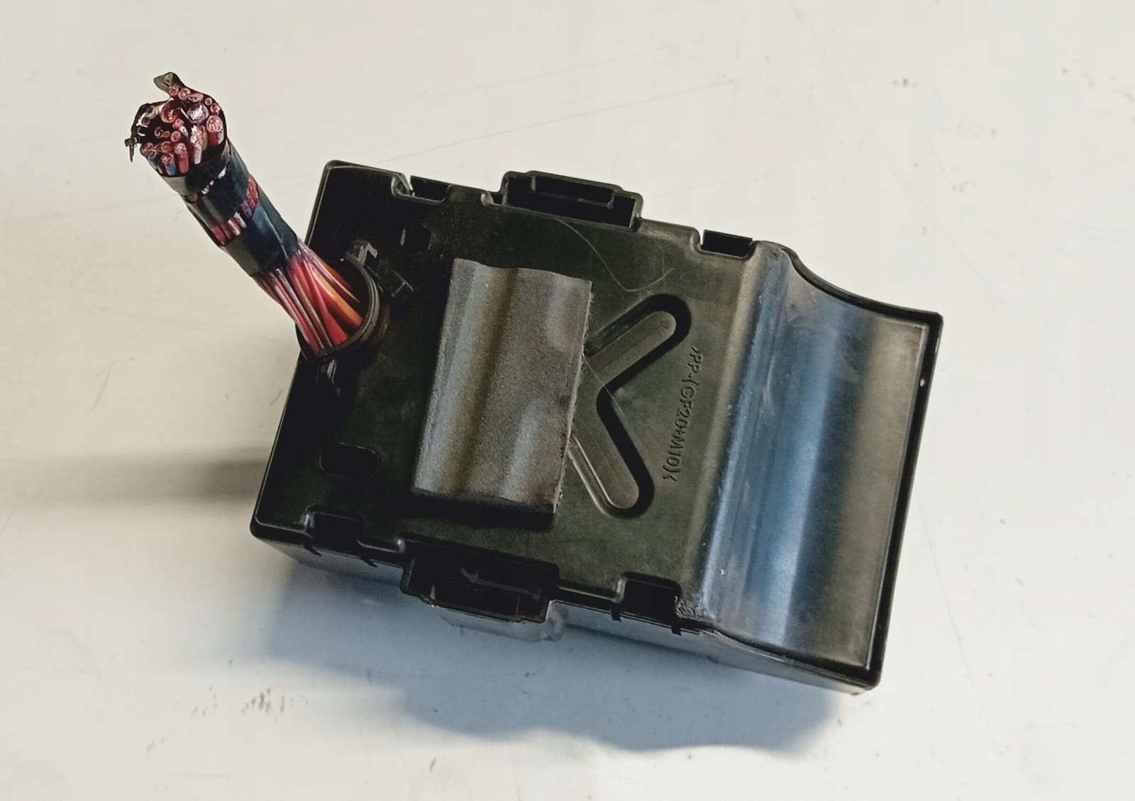 Module fusibles OPEL CORSA E