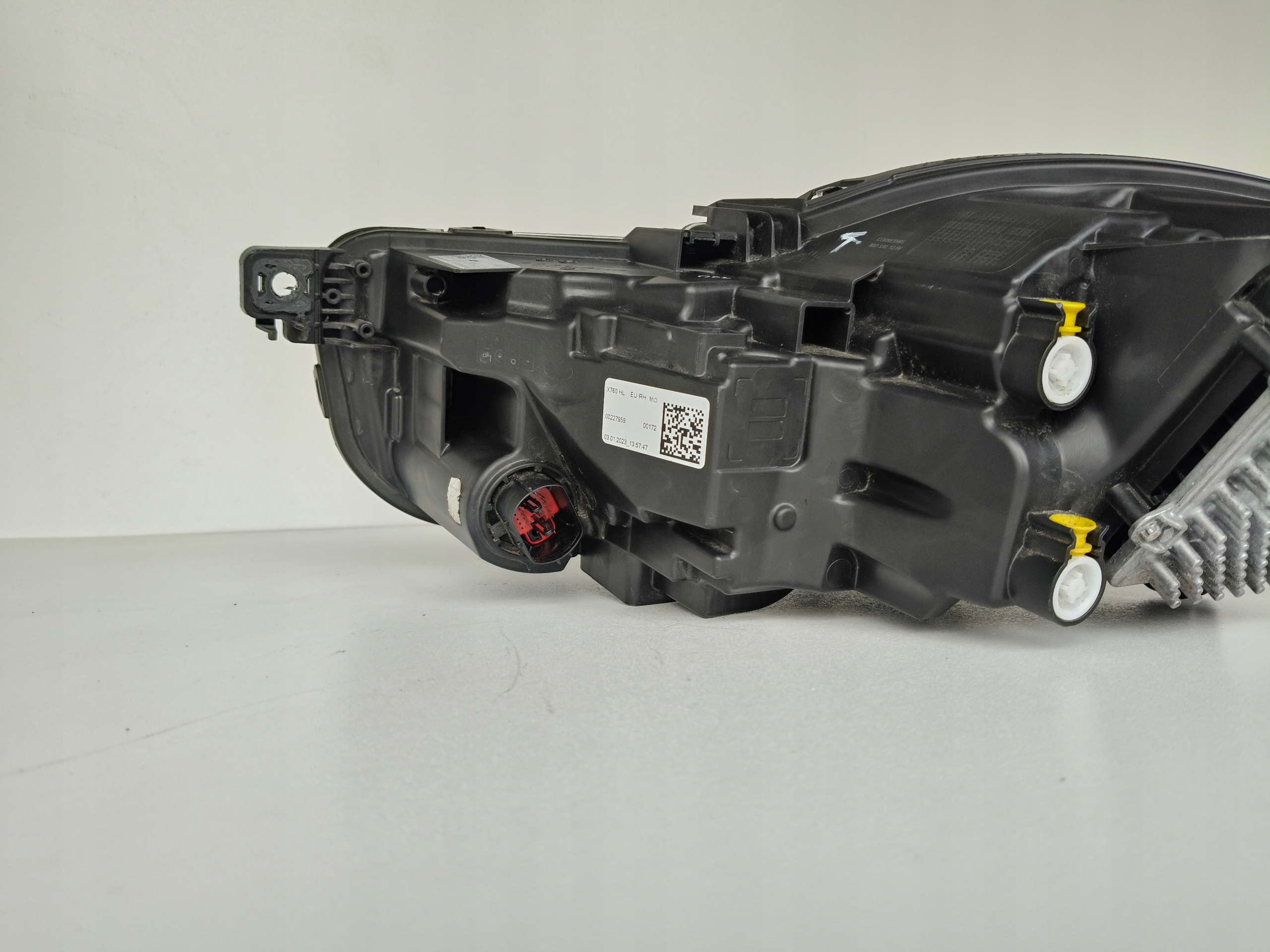 light right REFLEKTOR JAGUAR XE 19- LIFT FULL LED