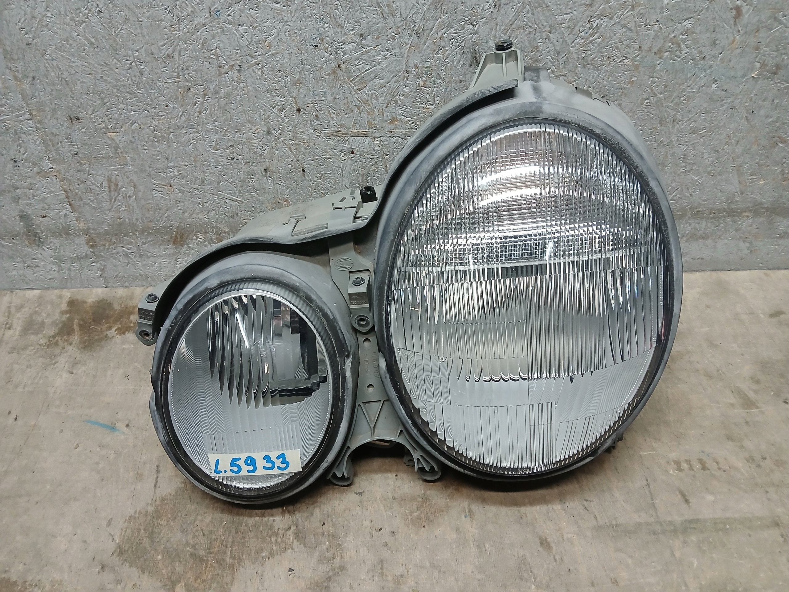 light front left MERCEDES E KLASA W210 A210 LIFT