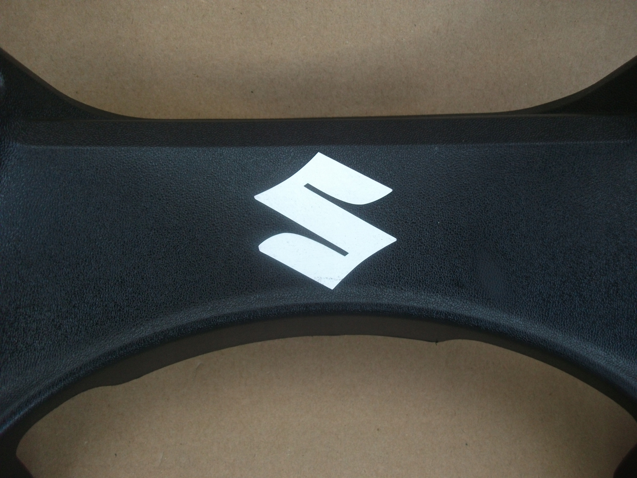 SUZUKI GS 500F ОБШИВКА СЧЕТЧИКА