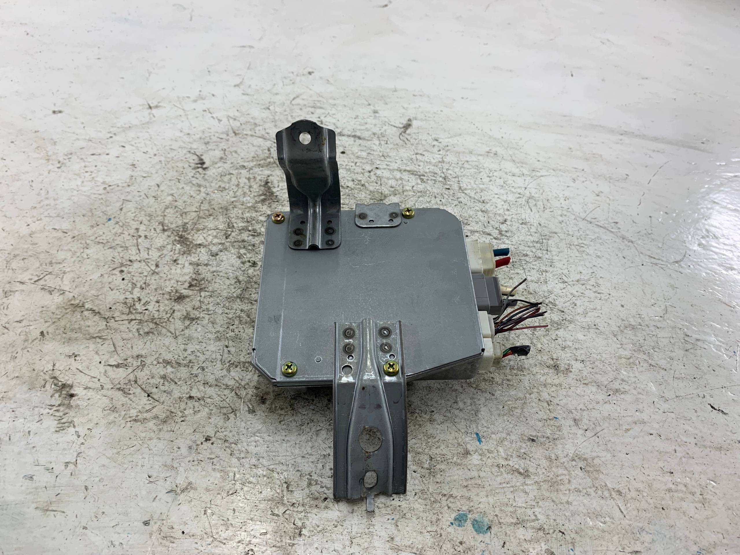 TOYOTA COROLLA E12 module unité de commande électronique uce crémaillère de direction 89650-02010