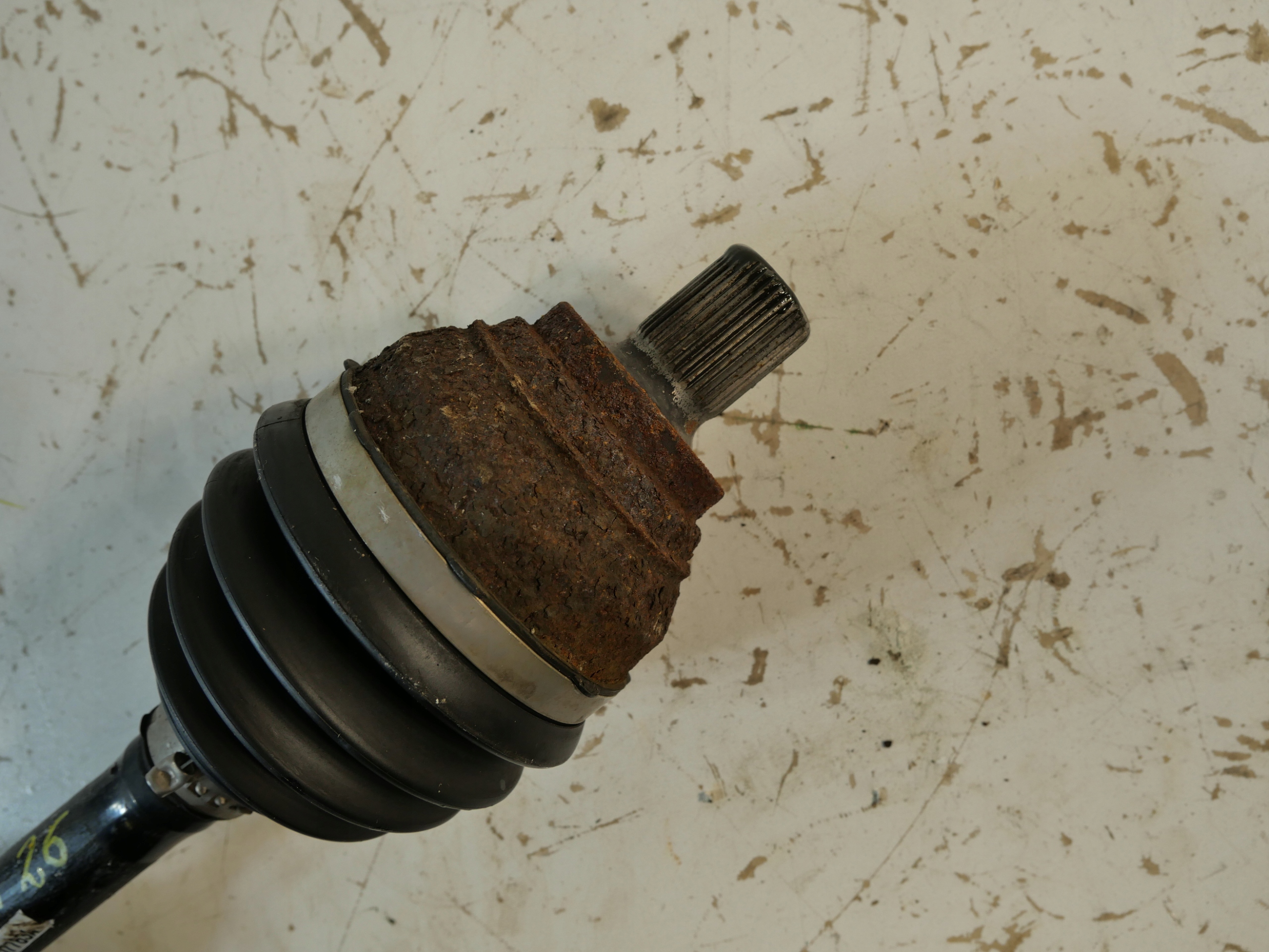 semi-axis left front VW SHARAN 7N0407763A