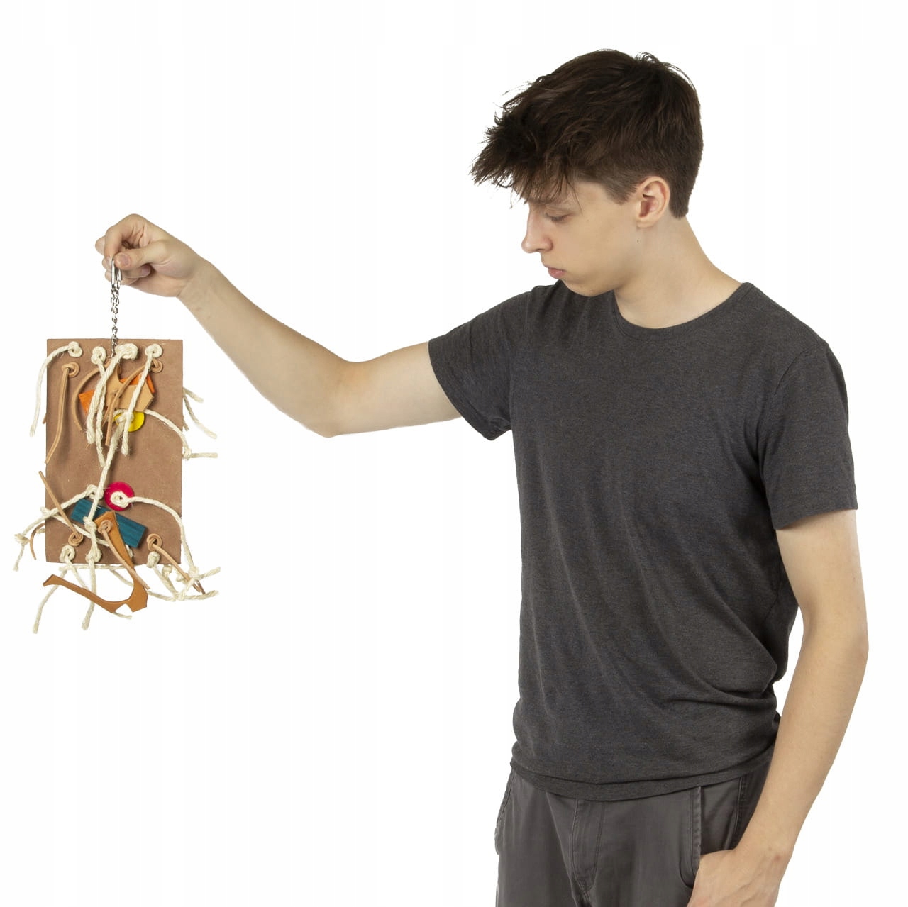 Levně Kožená deska na zobání – hračka pro velké a střední papoušky