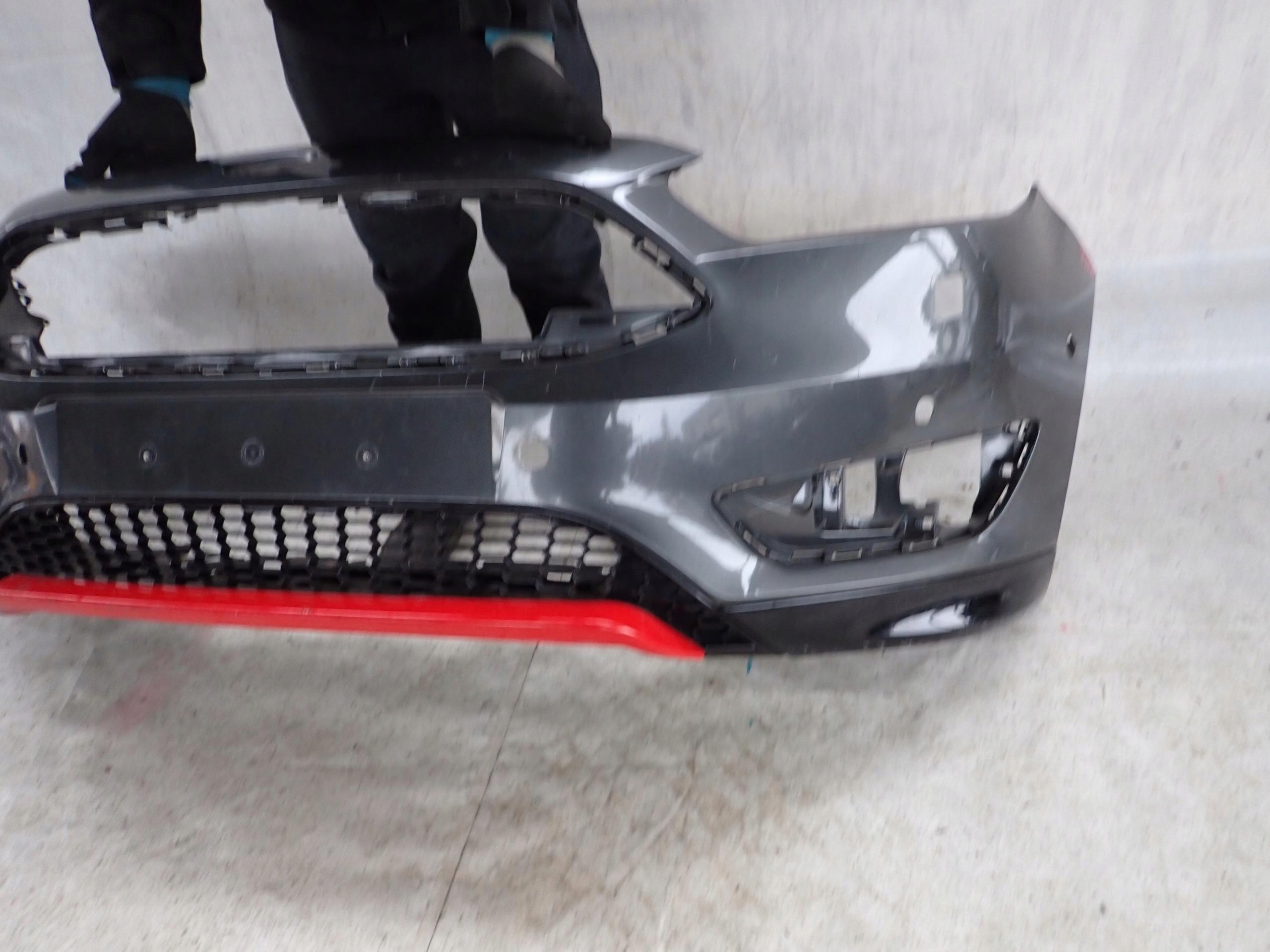 FORD FOCUS MK3 ST-LINE LIFT 14- bumper front front 6PDC SPR + cover