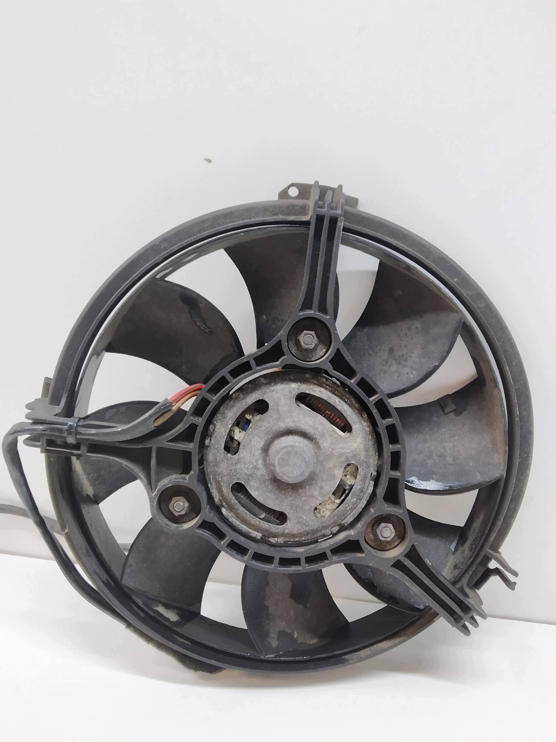 radiator fan 1.9 TDI Skoda Superb and (2001-2008)