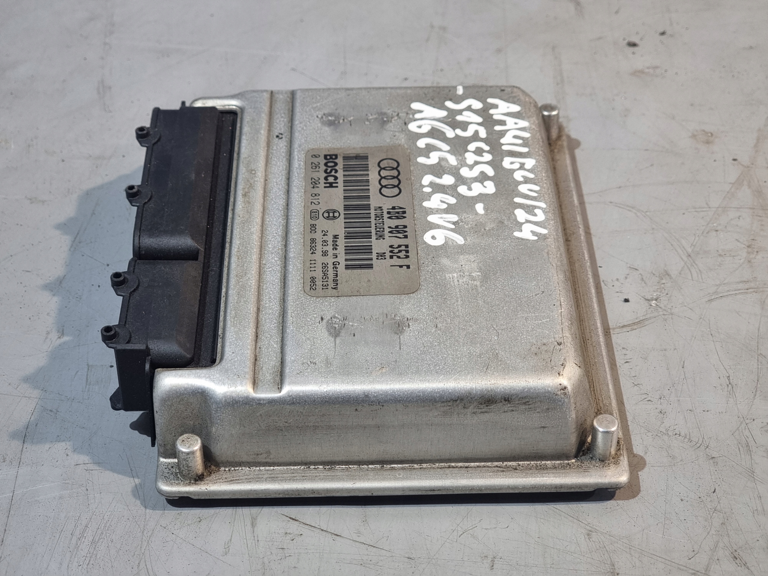 control unit computer of the engine OE 4B0907552F AUDI A6 C5 2.4B V6