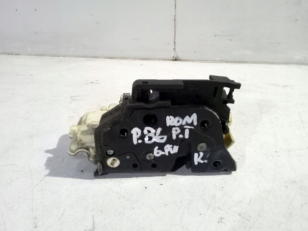 VW Passat B6 lock right rear part 6 PIN 304839016A
