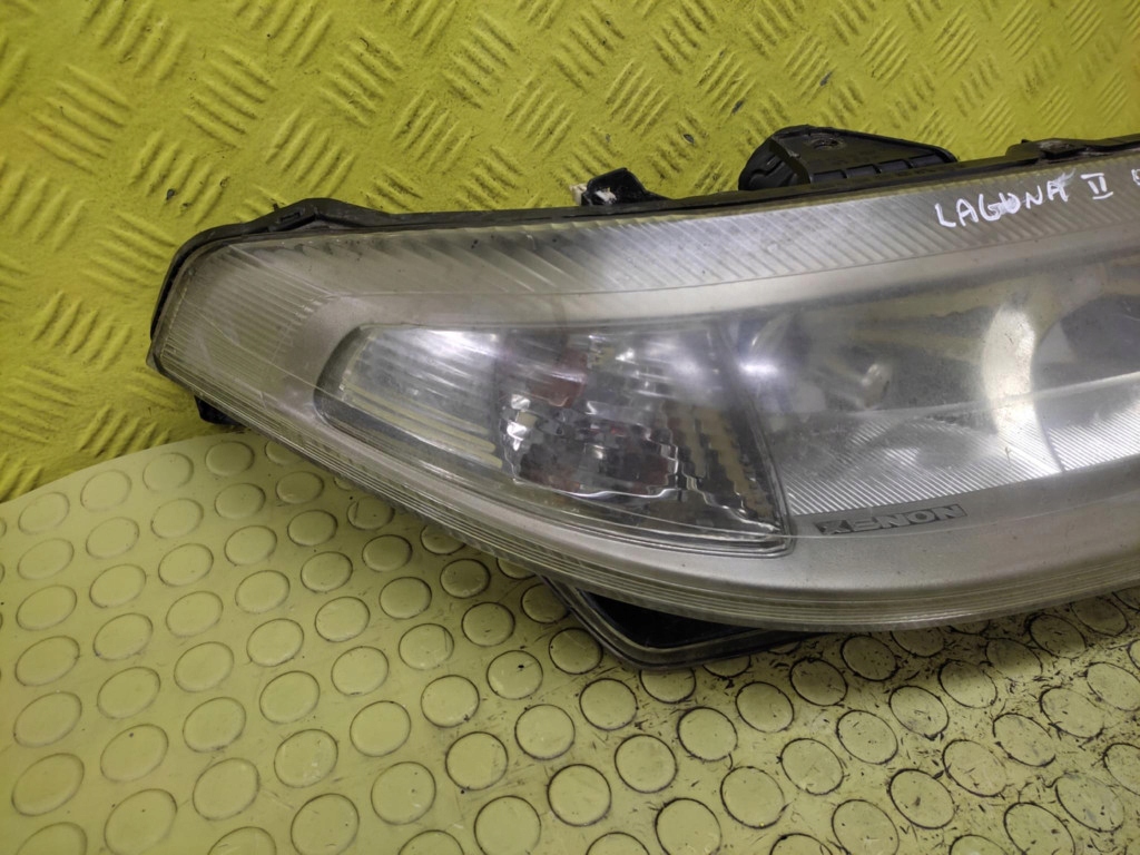 RENAULT LAGUNA II REFLEKTOR light right front 8200163324