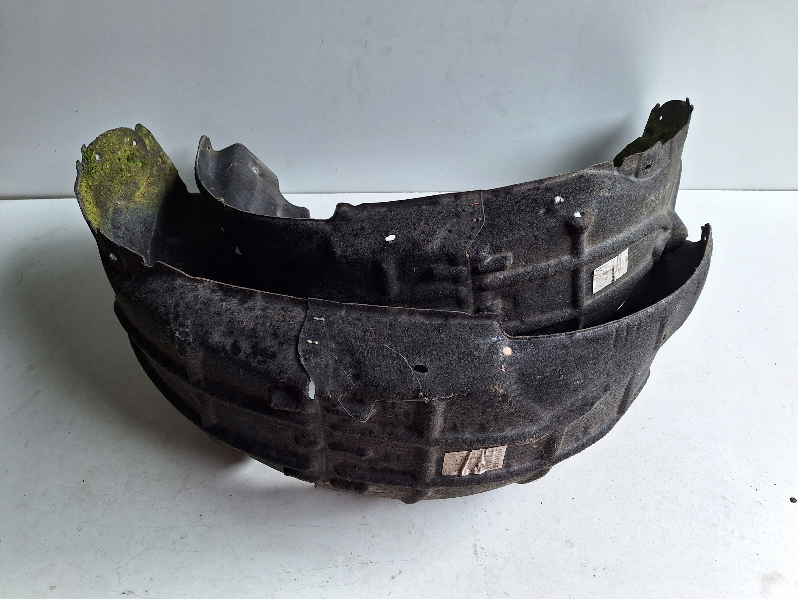CUPRA ATECA 17-21 mudguard left rear part