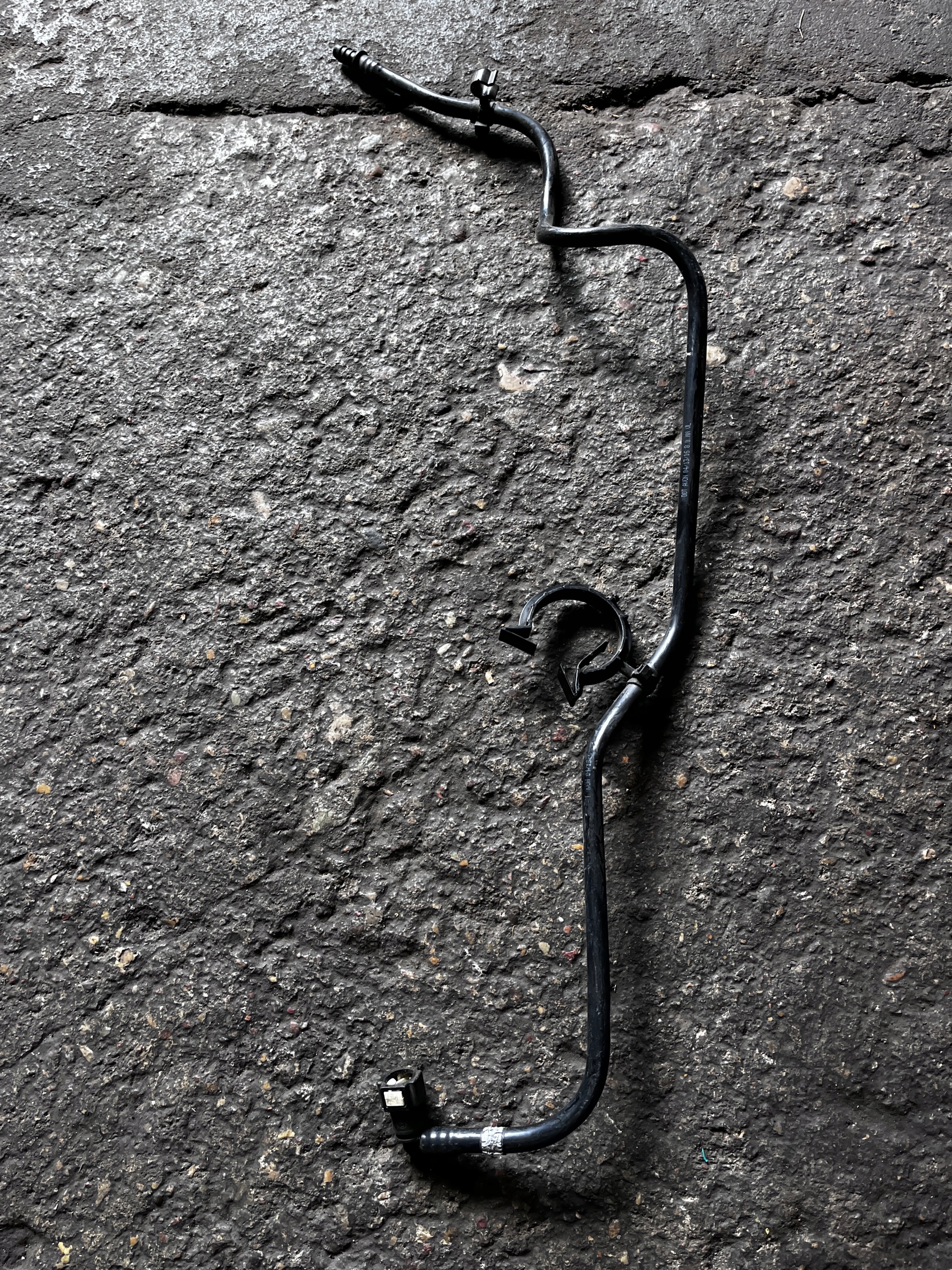 387A JEEP GRAND CHEROKEE WK2 3.0CRDI WĄŻ RURA PRZEWÓD POWIETRZA 68271051AG Numer katalogowy części 68271051AG