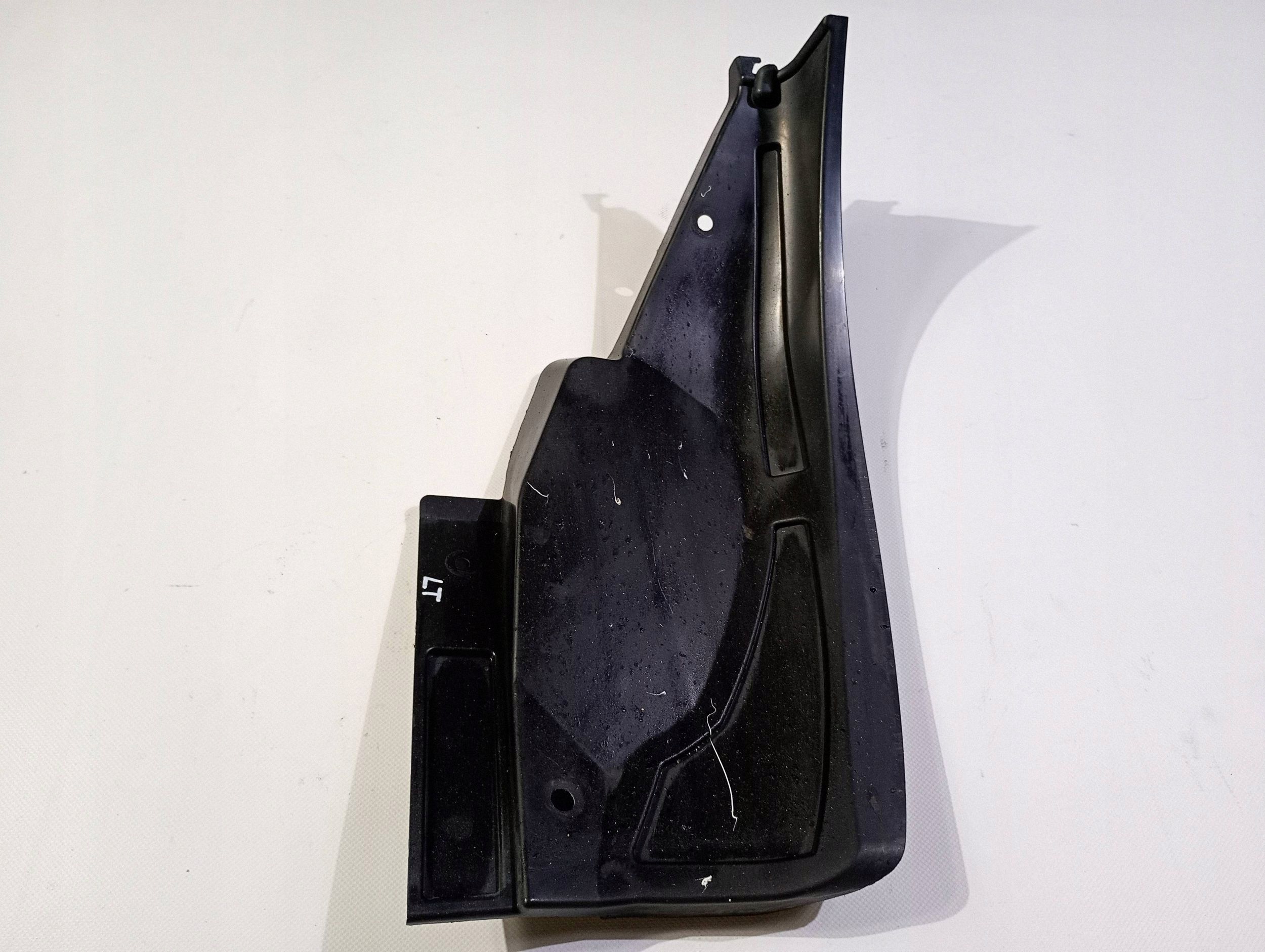 mudguard left rear part rear. left Nissan 370Z Cabrio 2009