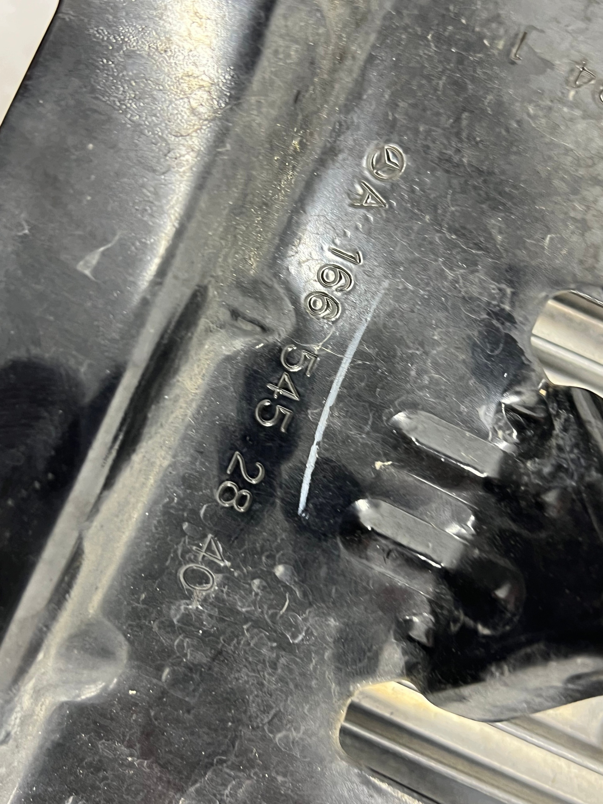 control unit computer of the engine MERCEDES ML W166 350CDI 3.0CDI A6429000401