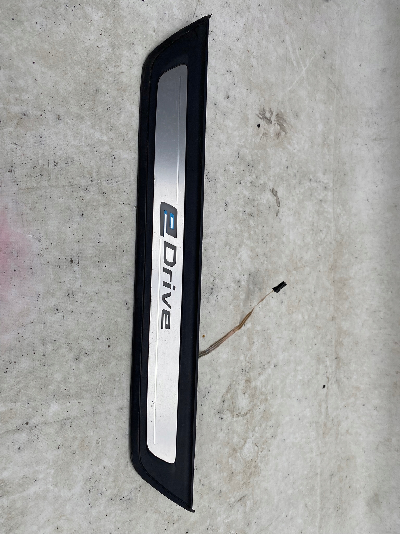 BMW G30 EDRIVE Coperture modanatura MINIGONNE PODSWIETLANE