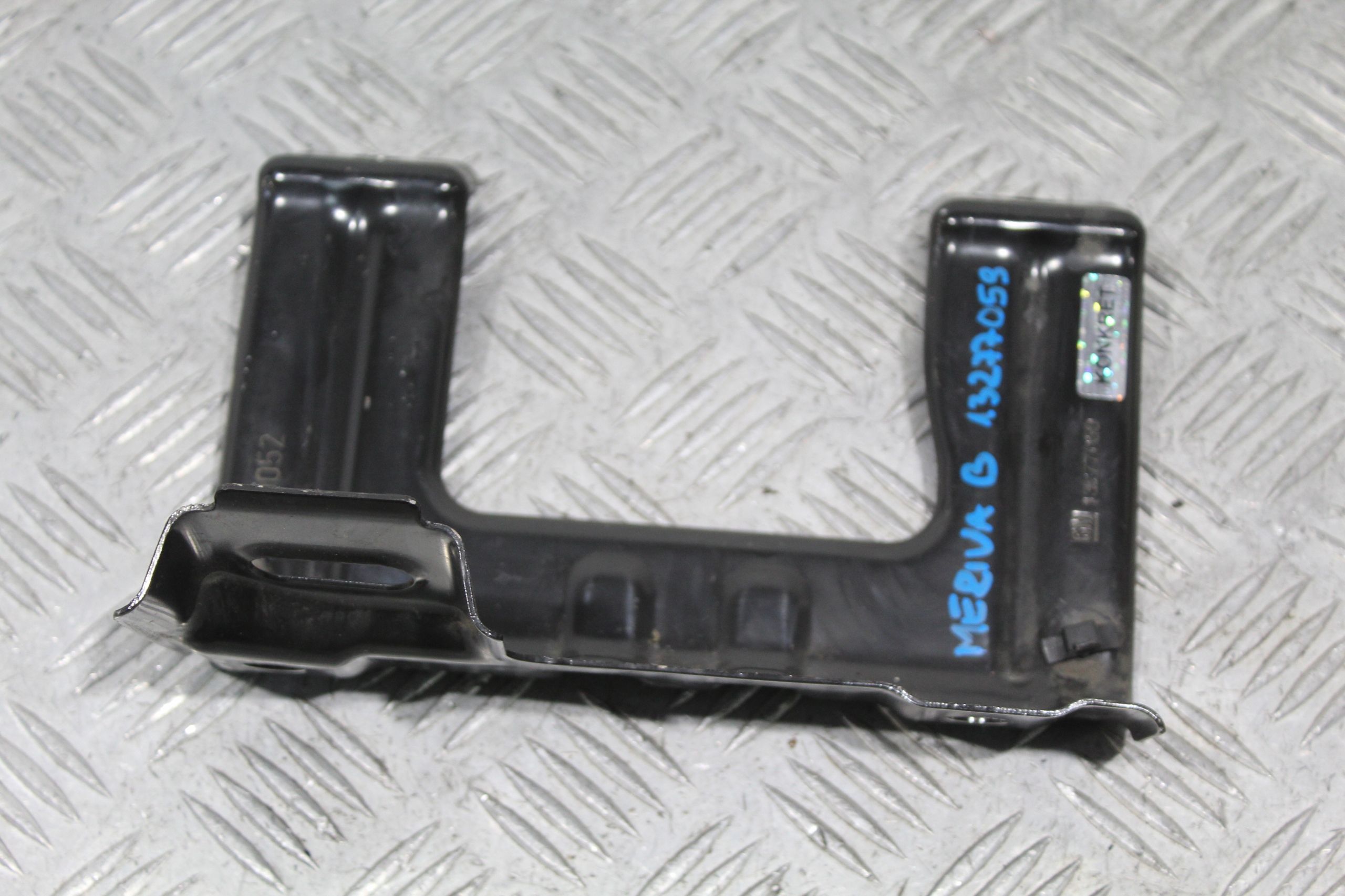 SUPPORT SUPPORT PLAQUE OPEL MERIVA B 13277059