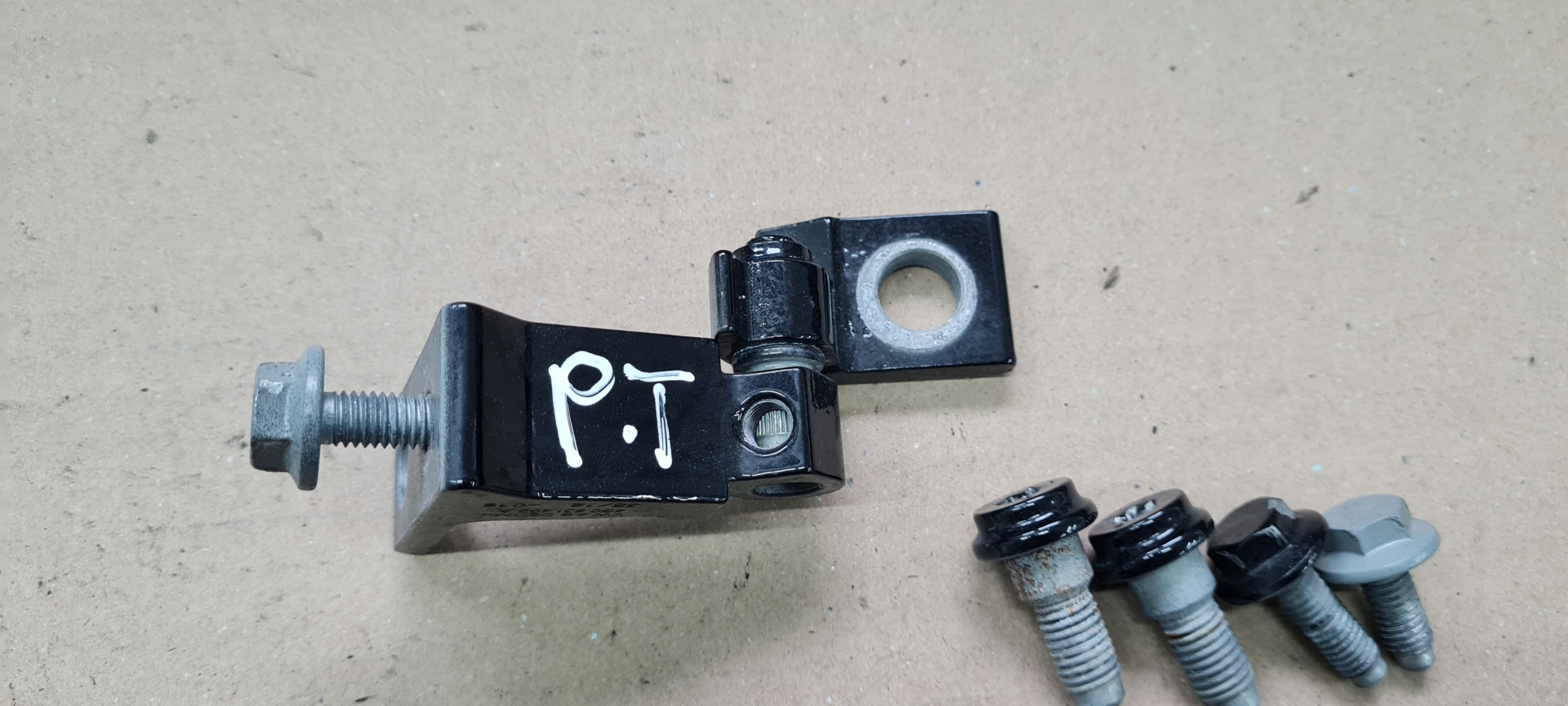 A6 C7 4G hinge hinges door right right rear part rear. LZ9Y