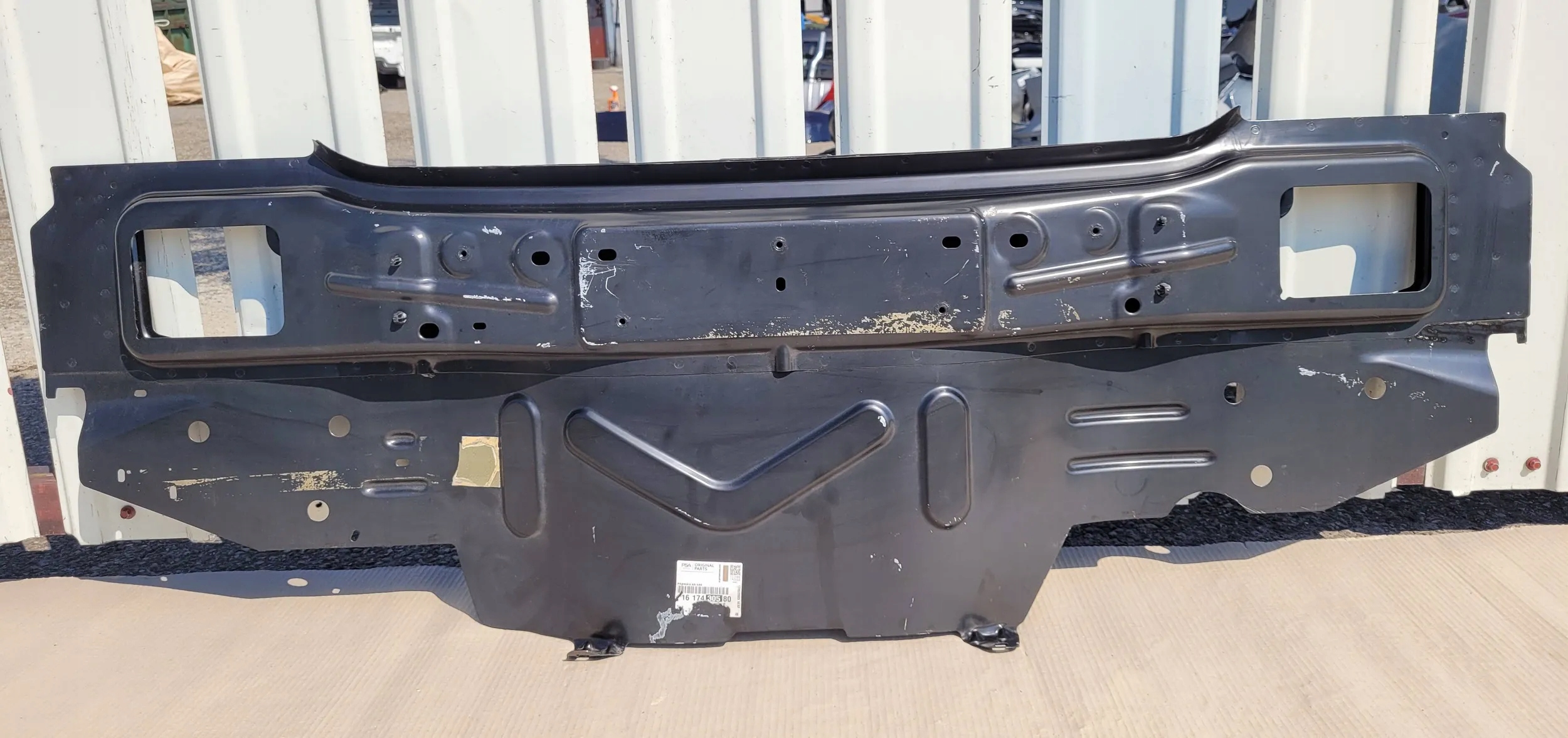 CITROEN C3 III 2016- PAS ŚCIANA TYLNA TYŁ NOWY FV