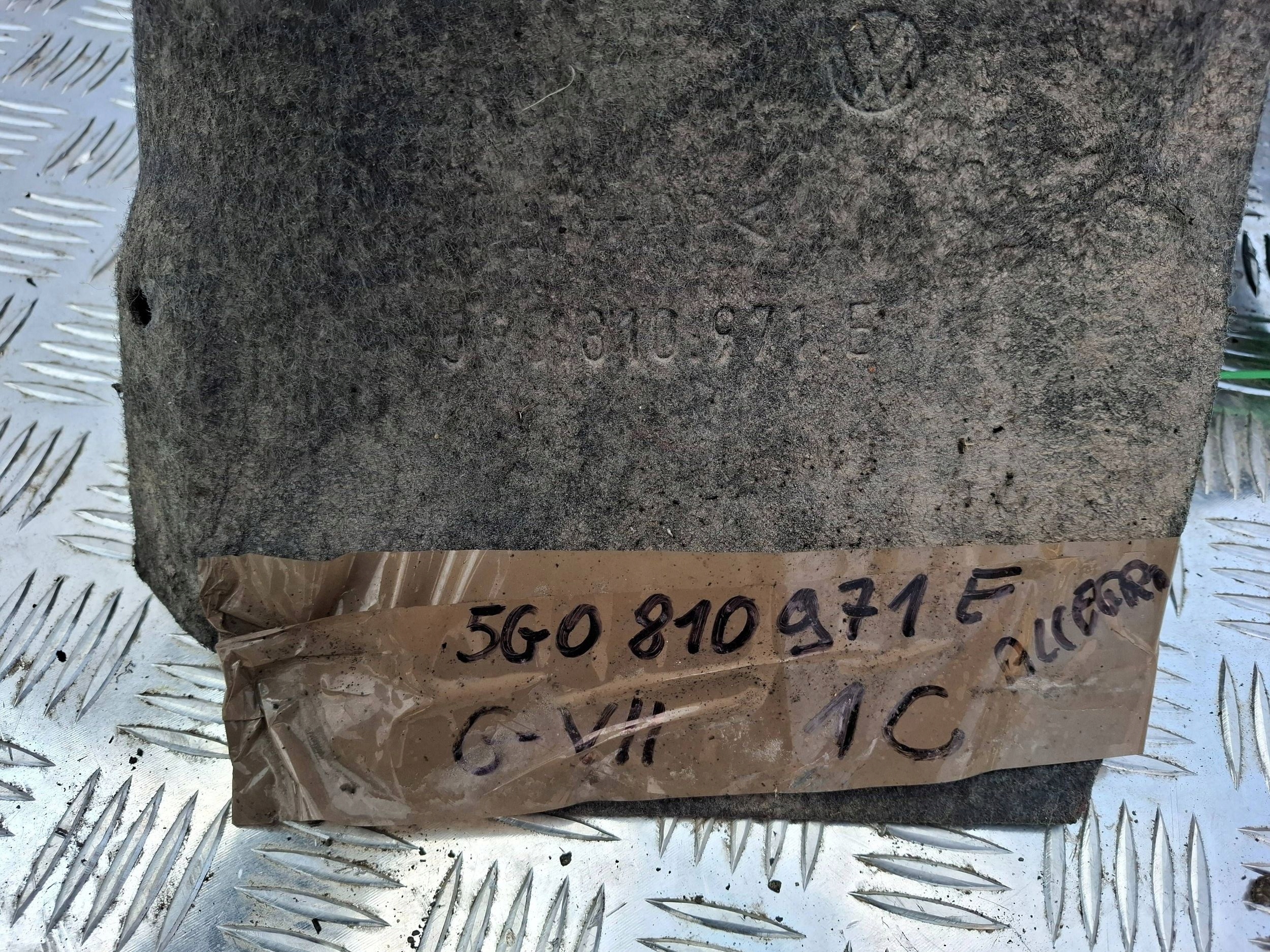 Radschale links heck 5G0810971E VW GOLF VII