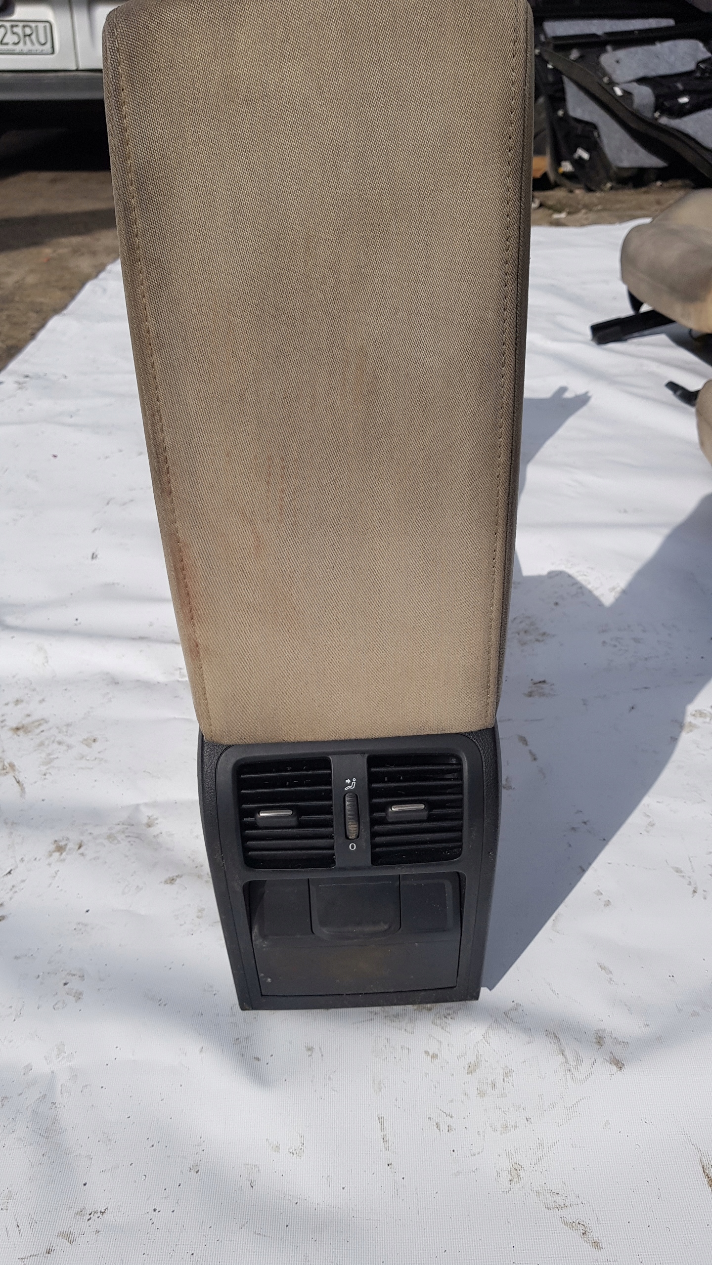 кресло диван обивка vw Passat CC