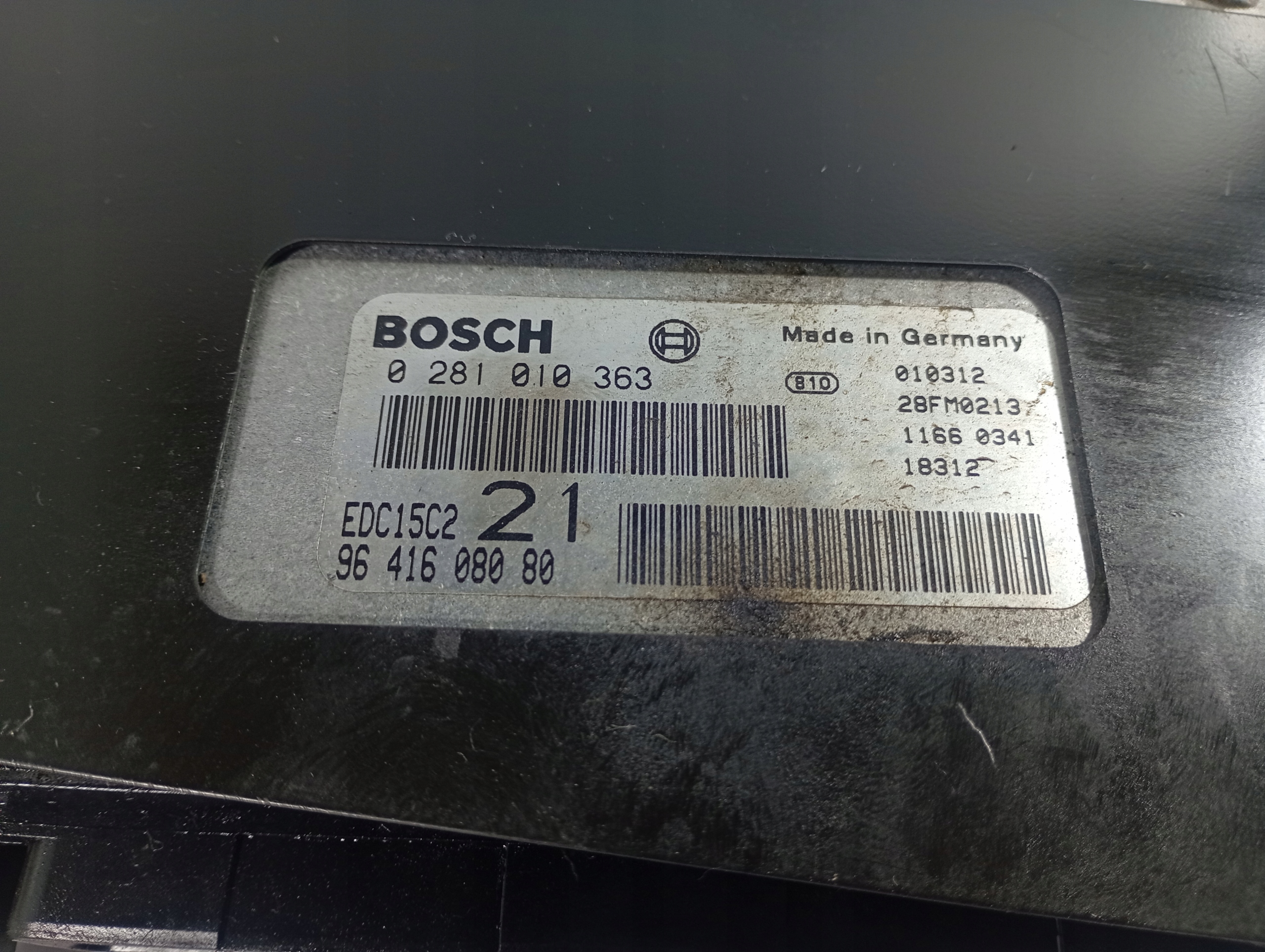 computer control unit of the engine OE 0281010363 Peugeot 406 95-04
