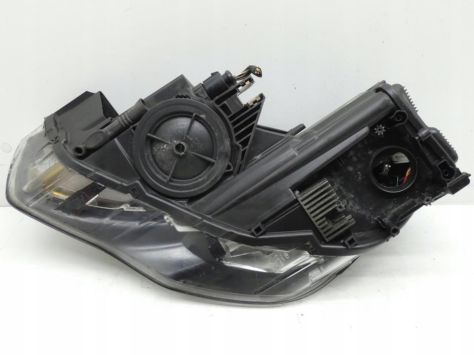light REFLEKTOR right front right front XENON LED AUDI A1 8X 8X0941044