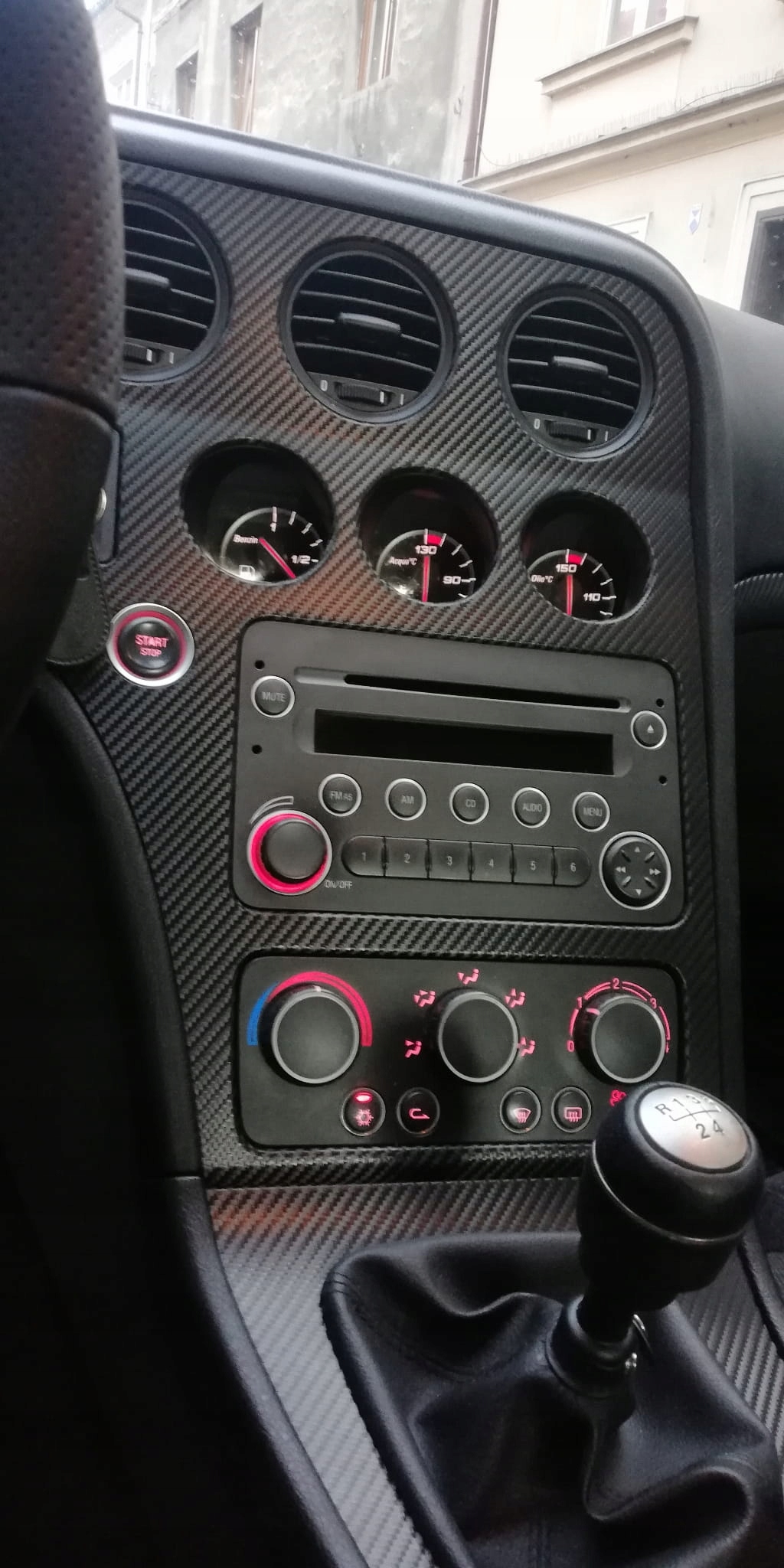 Folia 3M 2080 152cm x 100cm Carbon Black CFS12 Kod producenta 3M FOLIA CARBON CFS12 2080 152x100cm