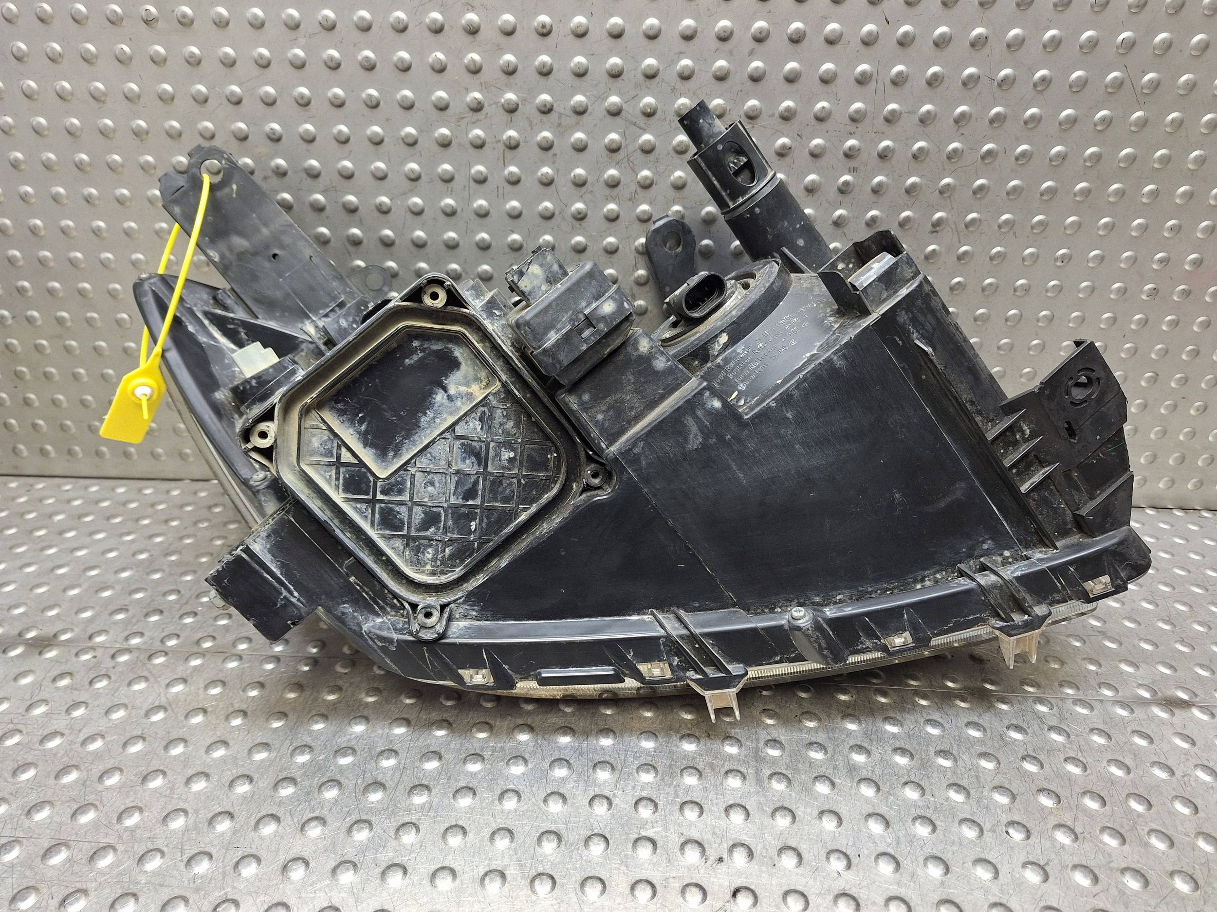 light left front TOYOTA RAV4 III 06-09 EU D-CAT CIEMNA