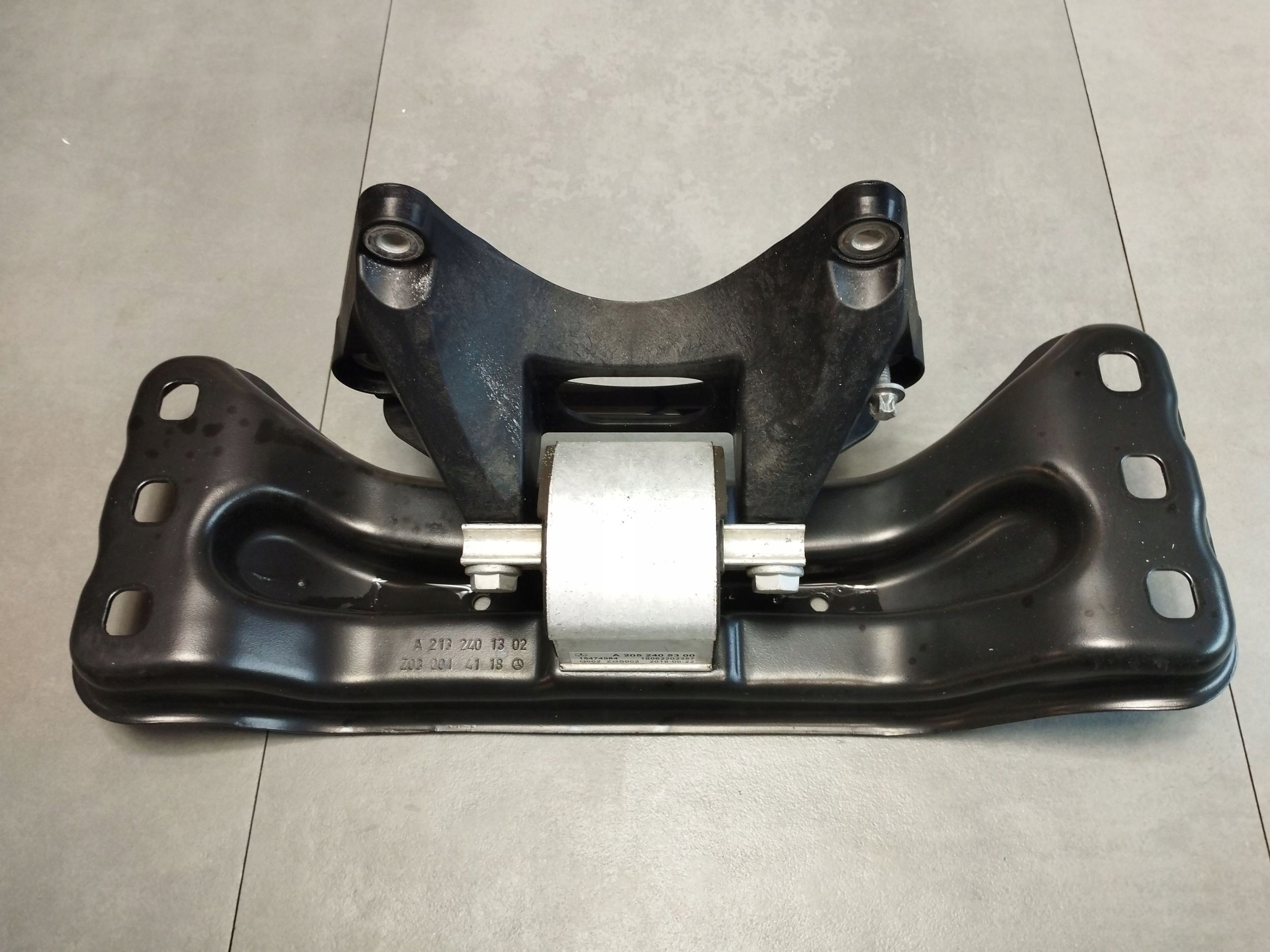 Mercedes-Benz E W213 Supporto cambio A2132401302
