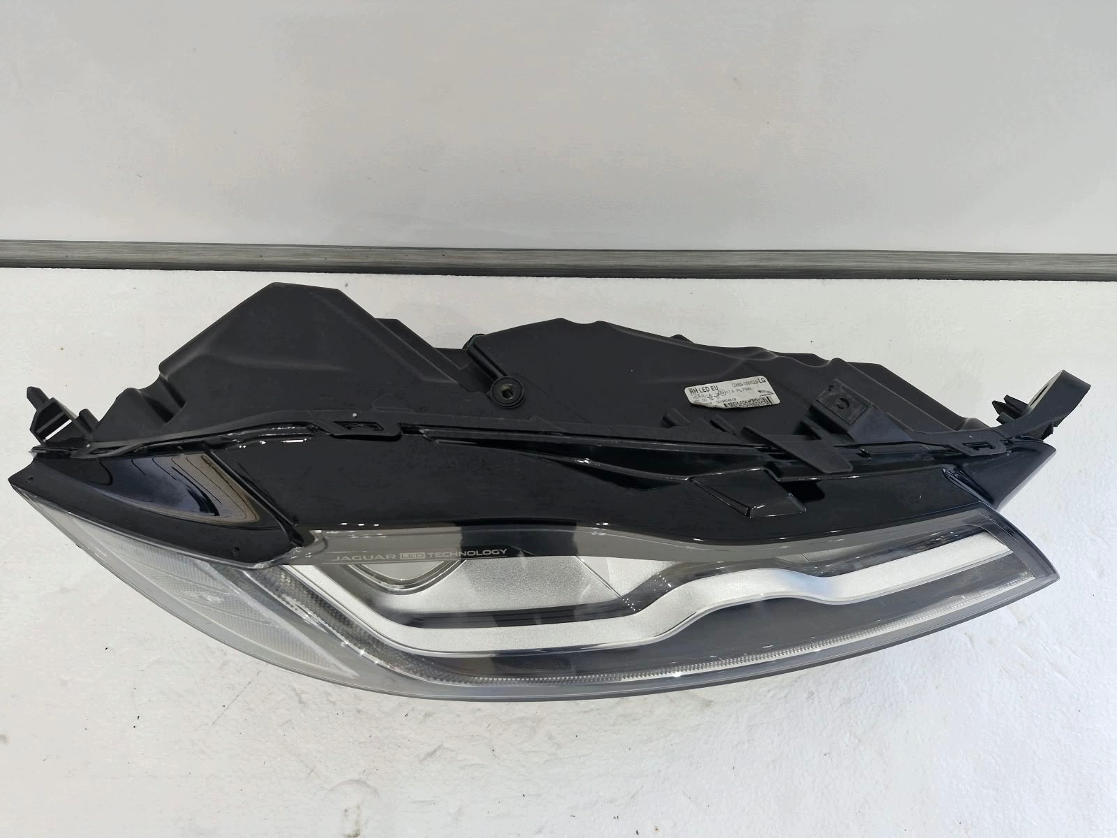 light right Jaguar F Pace XF X260 FULL LED