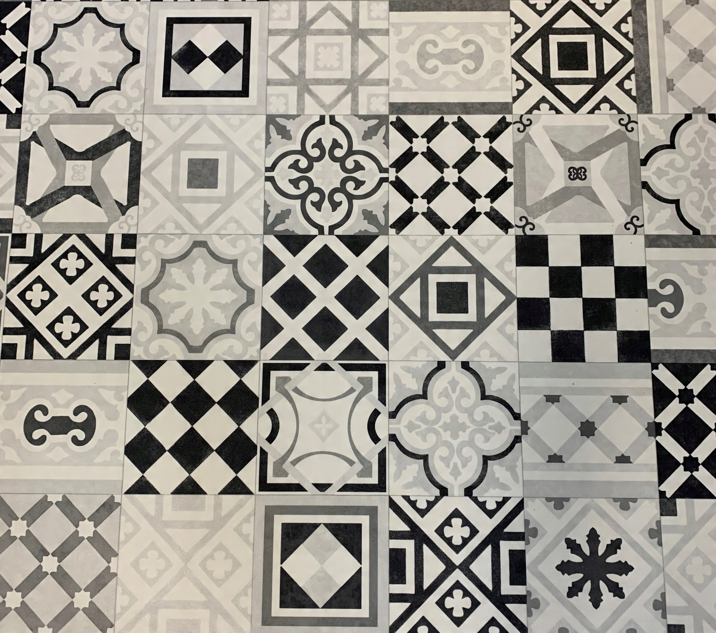 

Wykładzina Pcv Linoleum Patchwork Mono 2M