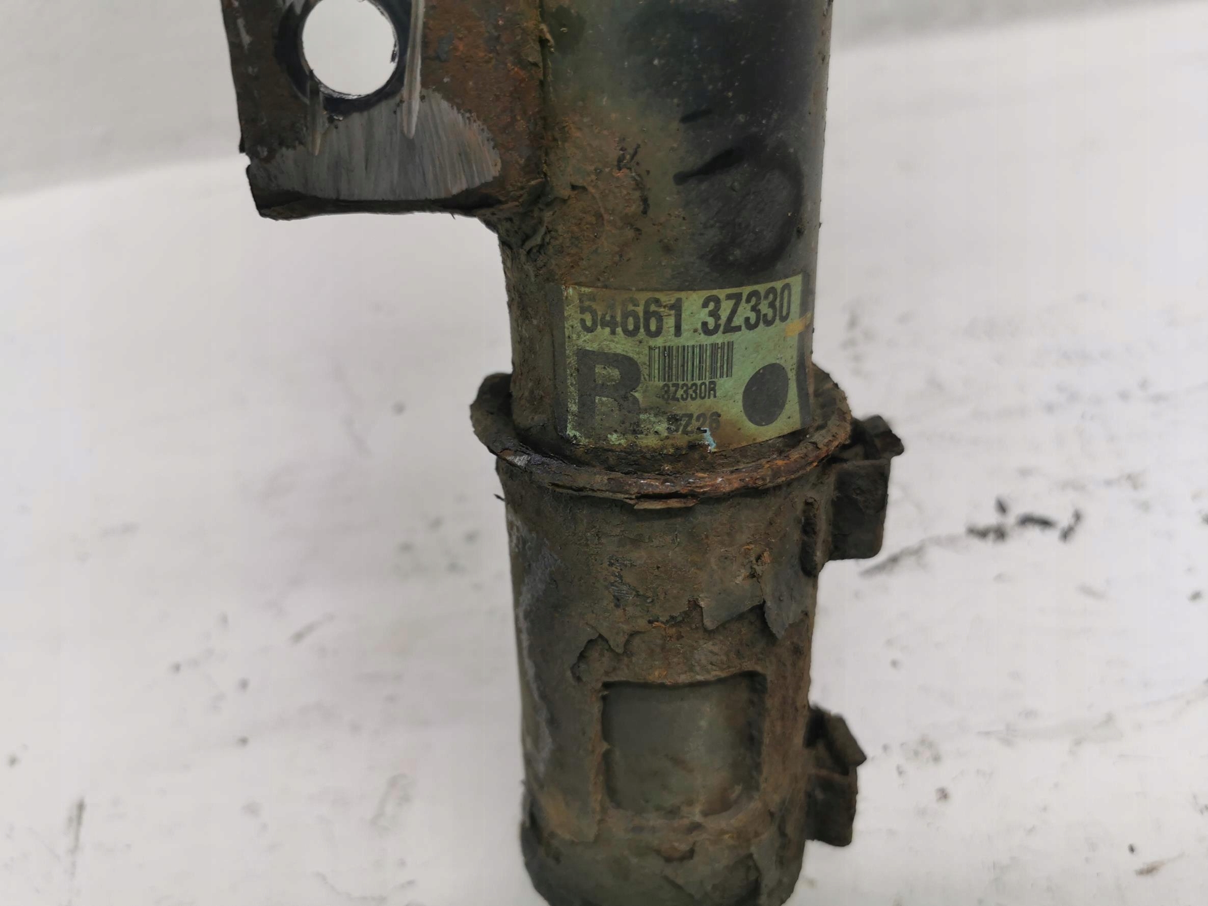 shock absorber right front HYUNDAI I40 1.7 CRDi 54661-3Z330
