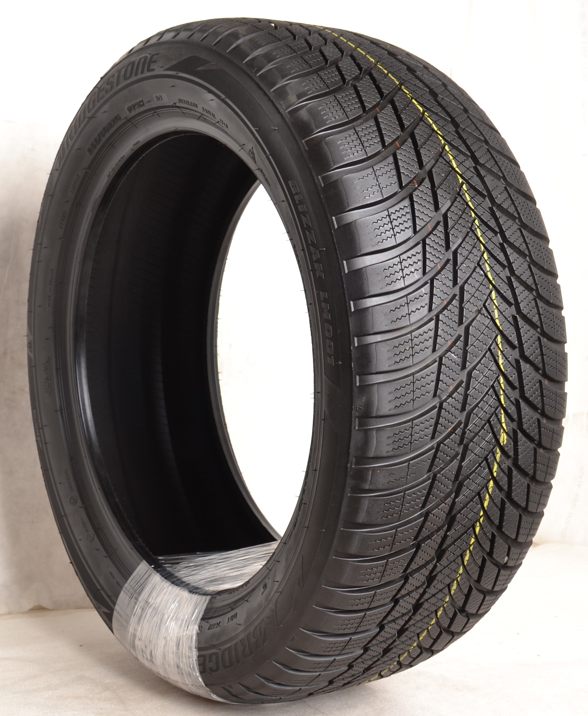OPONA Bridgestone Blizzak LM001 1x 255/50/20 109 H ZIMA Sezon zimowe