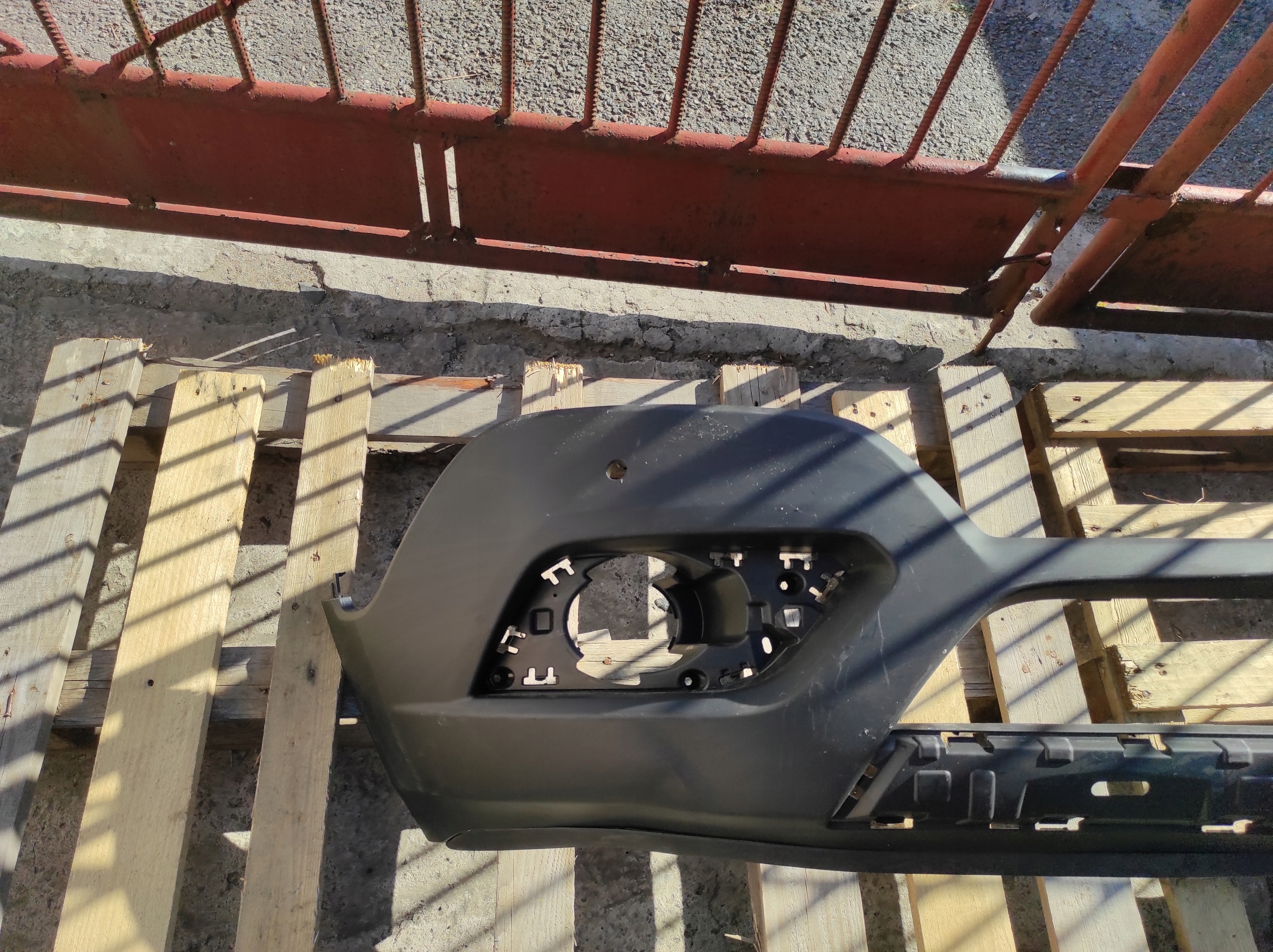bumper front 95299465 Opel Mokka 12-16