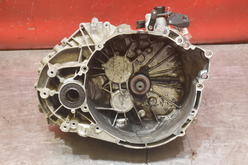 Getriebe GU1R-7002-FEA VOLVO V40 2 II 2.0 T2 122KM 12-16