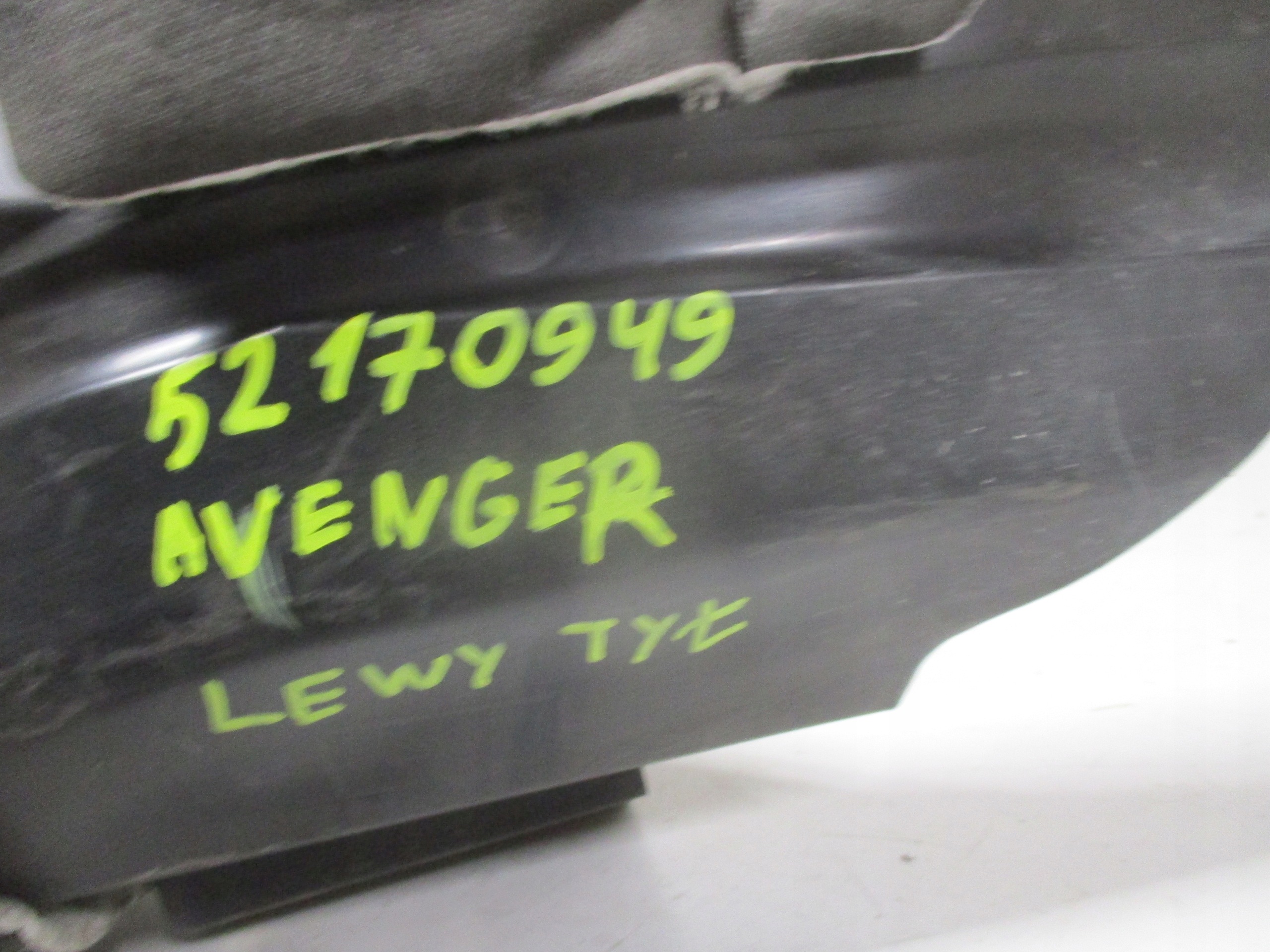 mudguard left rear part rear. JEEP AVENGER 52170949
