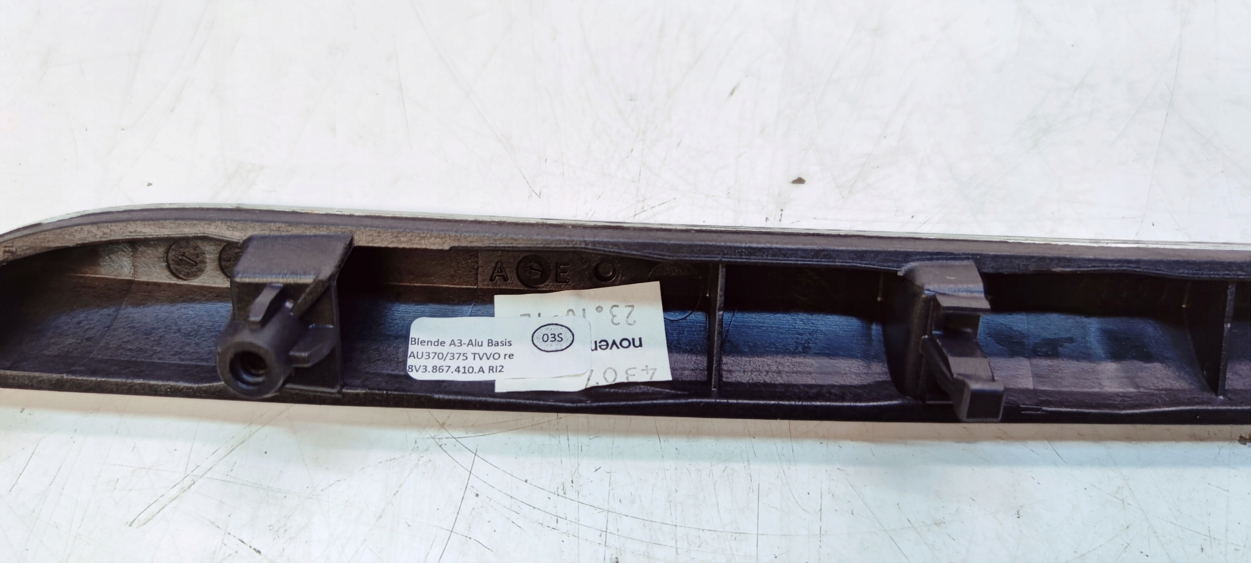 moulding DEKOR door right AUDI A3 8V 8V3867410A RI2