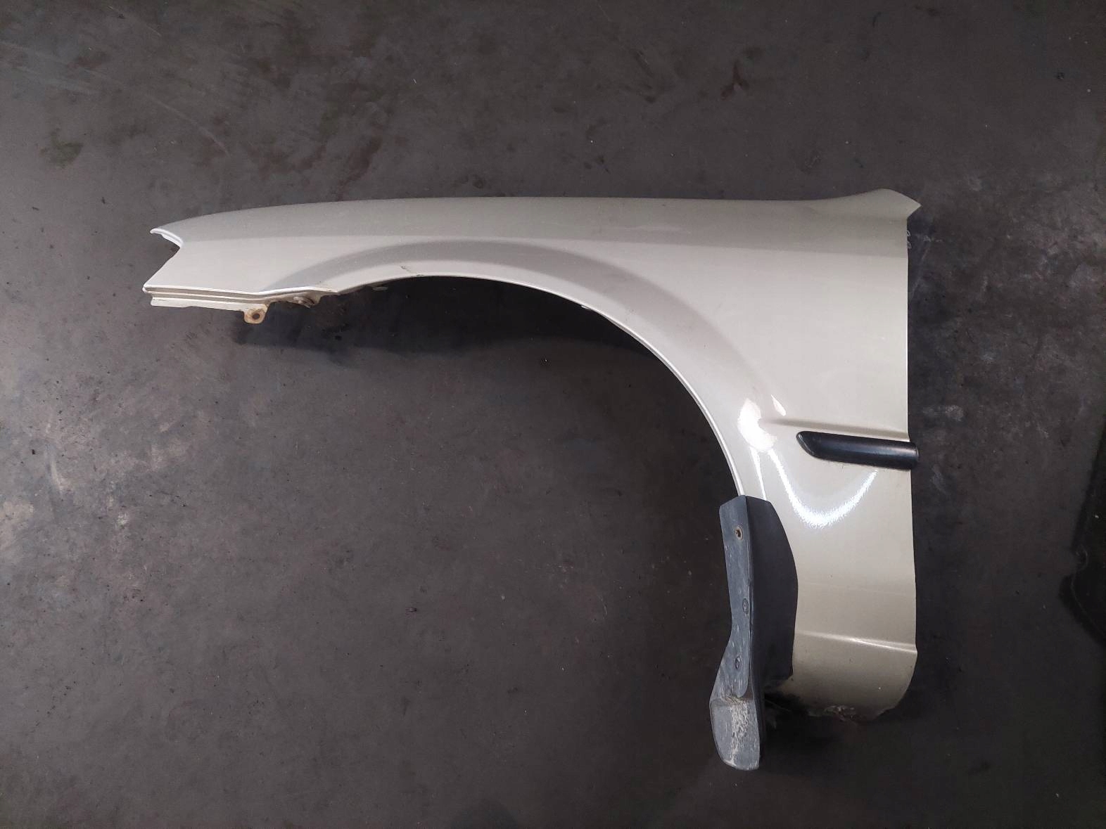 complete front bonnet bumper MAZDA PROTEGE BJ sedan USA 323 4F