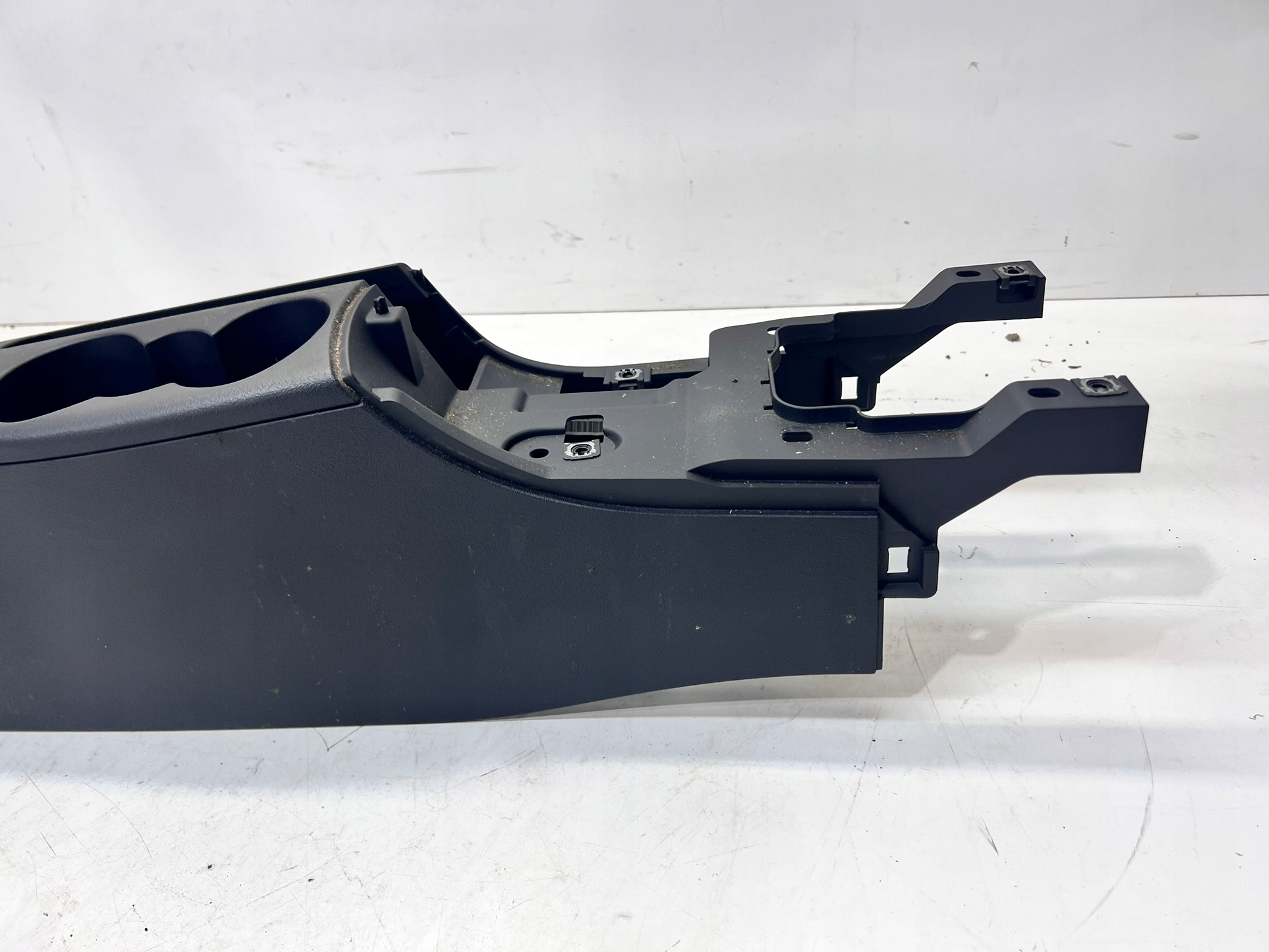 тунель середина Audi тт 8J0863245H