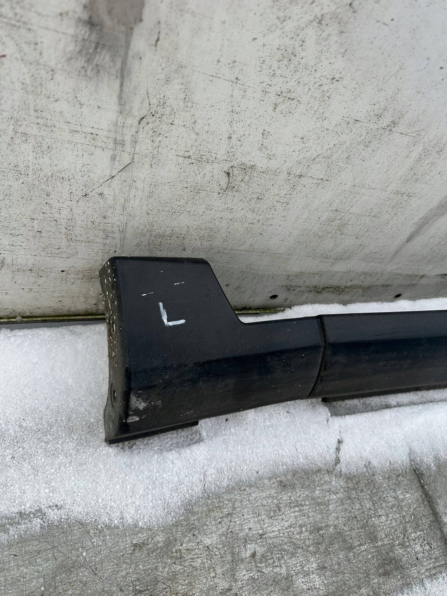 PEUGEOT 2008 cover moulding cap threshold left complete
